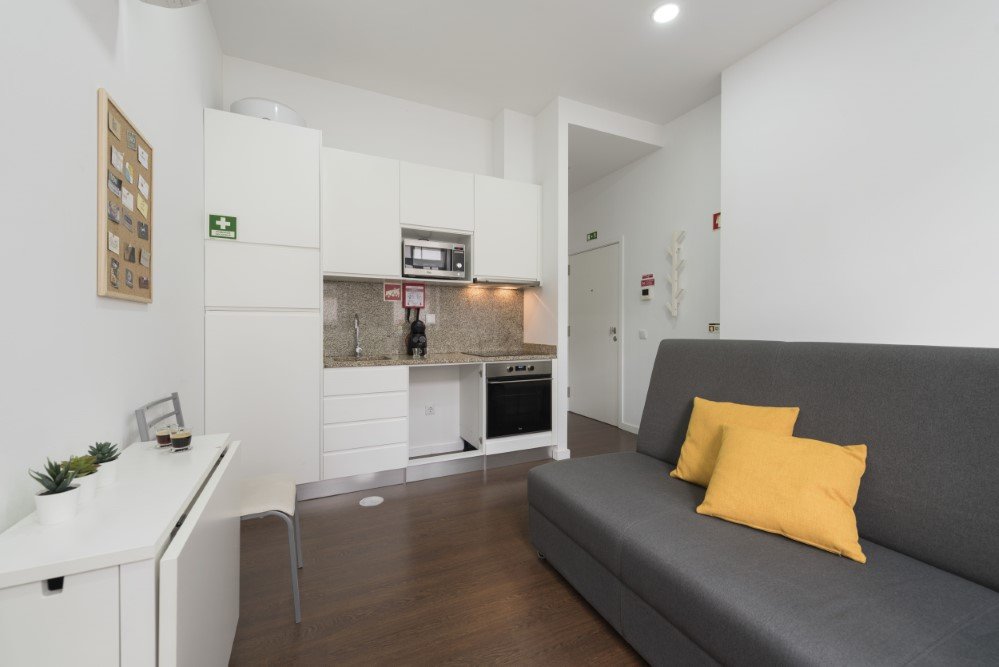 sweetporto_boavista_duplex_apartment_kitchenette.jpg