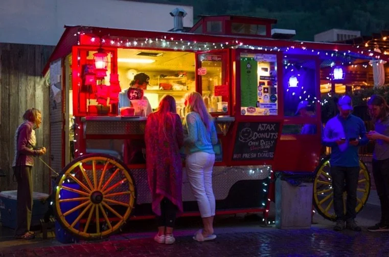 Popcorn Wagon 42x62.jpg