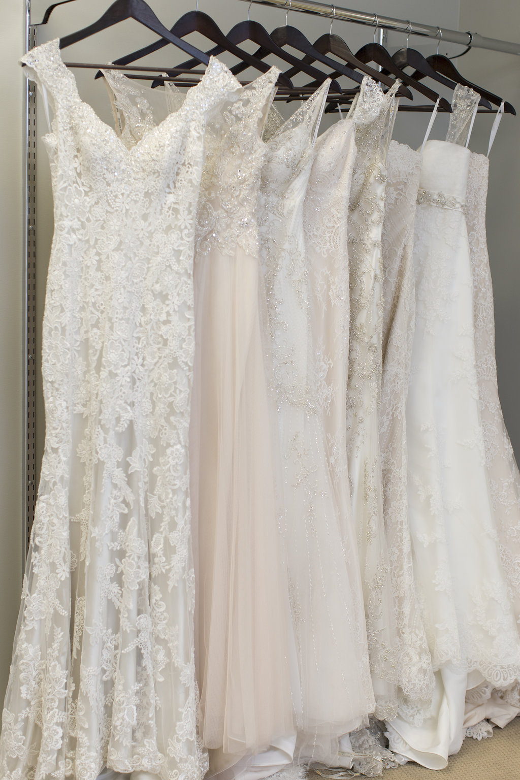 Laurie_Brotherton_Charme_Bridal_and_Prom_Boutique_024.jpg