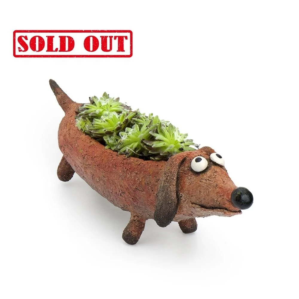 G21440 - 'Dobby Doxin' Dog Planter