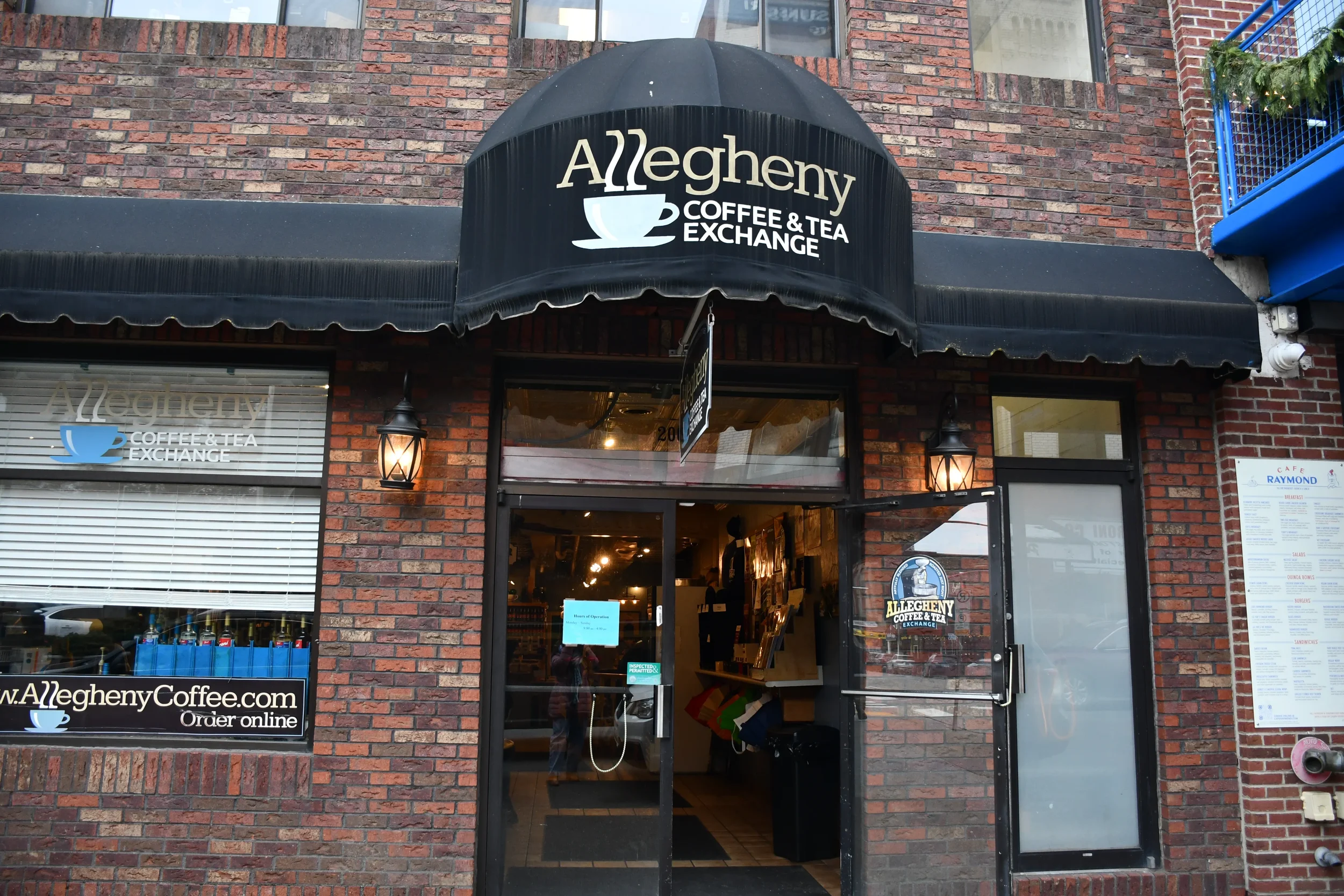 A Pittsburgh Local’s Guide to Coffee in the Strip District