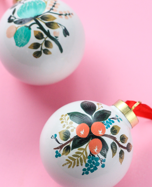 diy_temporary_tattoo_ornaments-sideDetail.png
