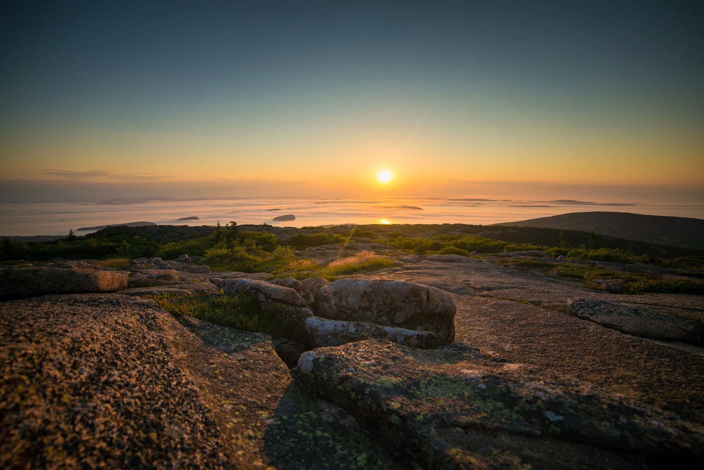 sunrise-2074431.jpg