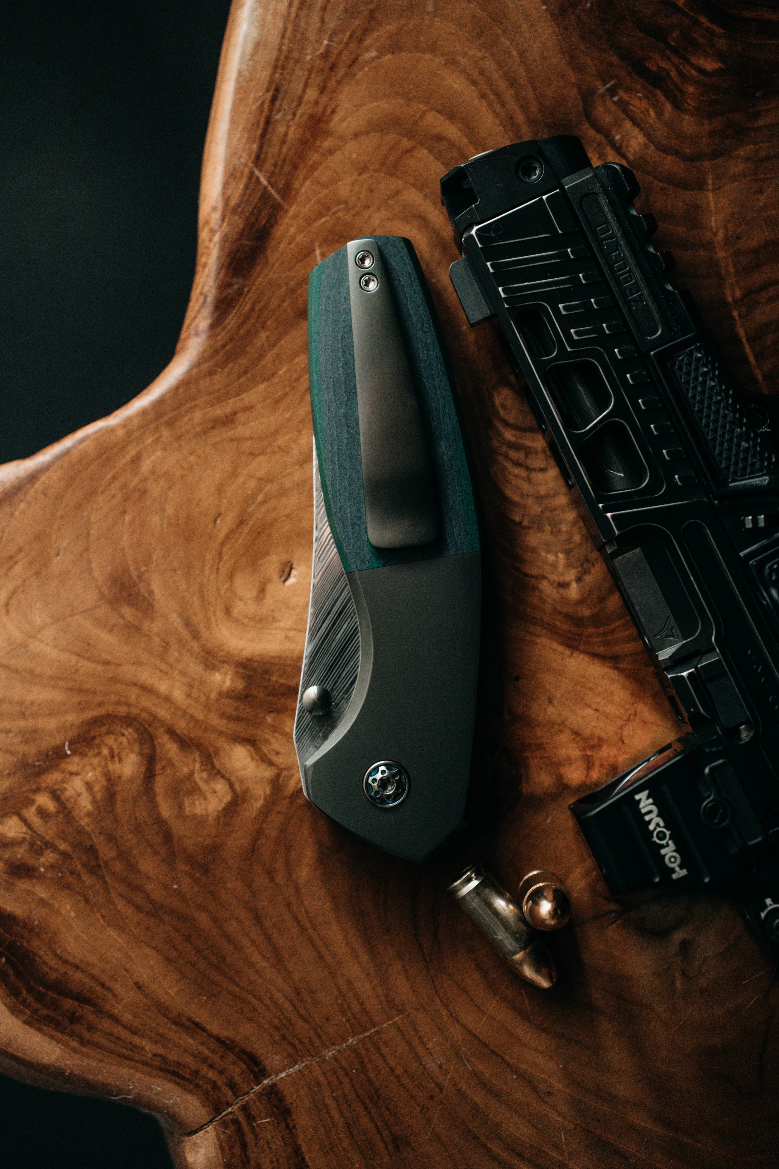 Custom Knife Commission Retainer