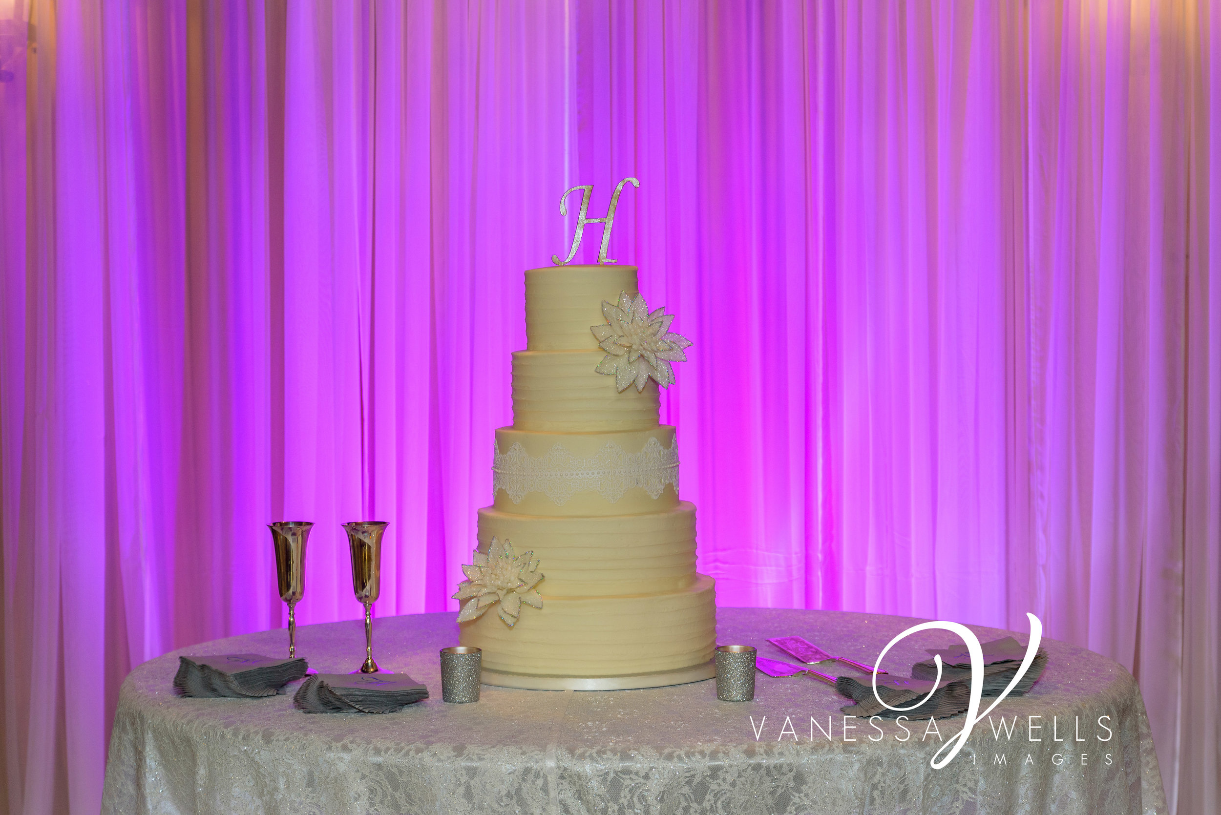 Wedding Cake, You Need A Cake, The Palace Event Center, OKC Wedding Photographer 