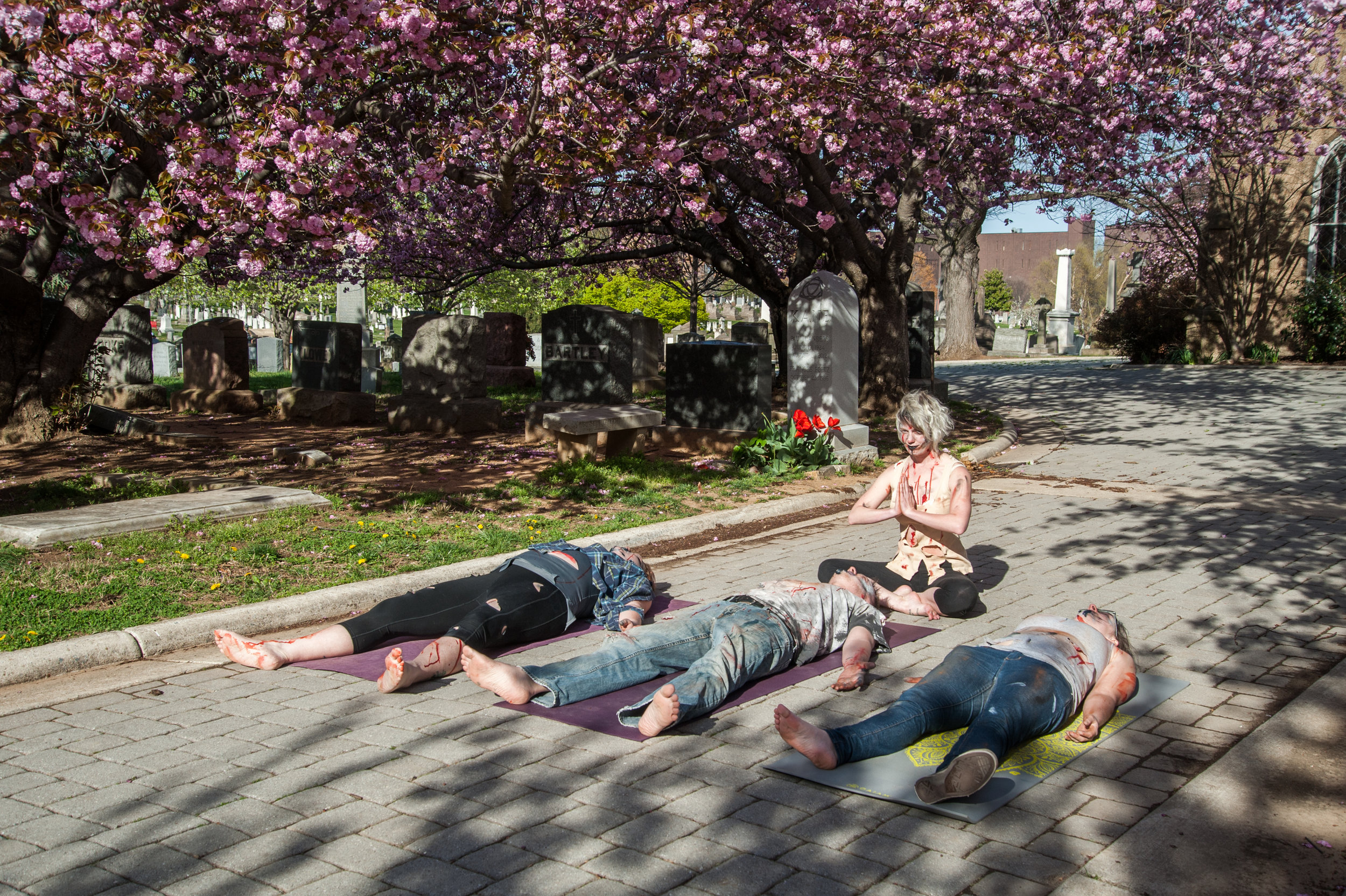 ZombieYoga-133.jpg