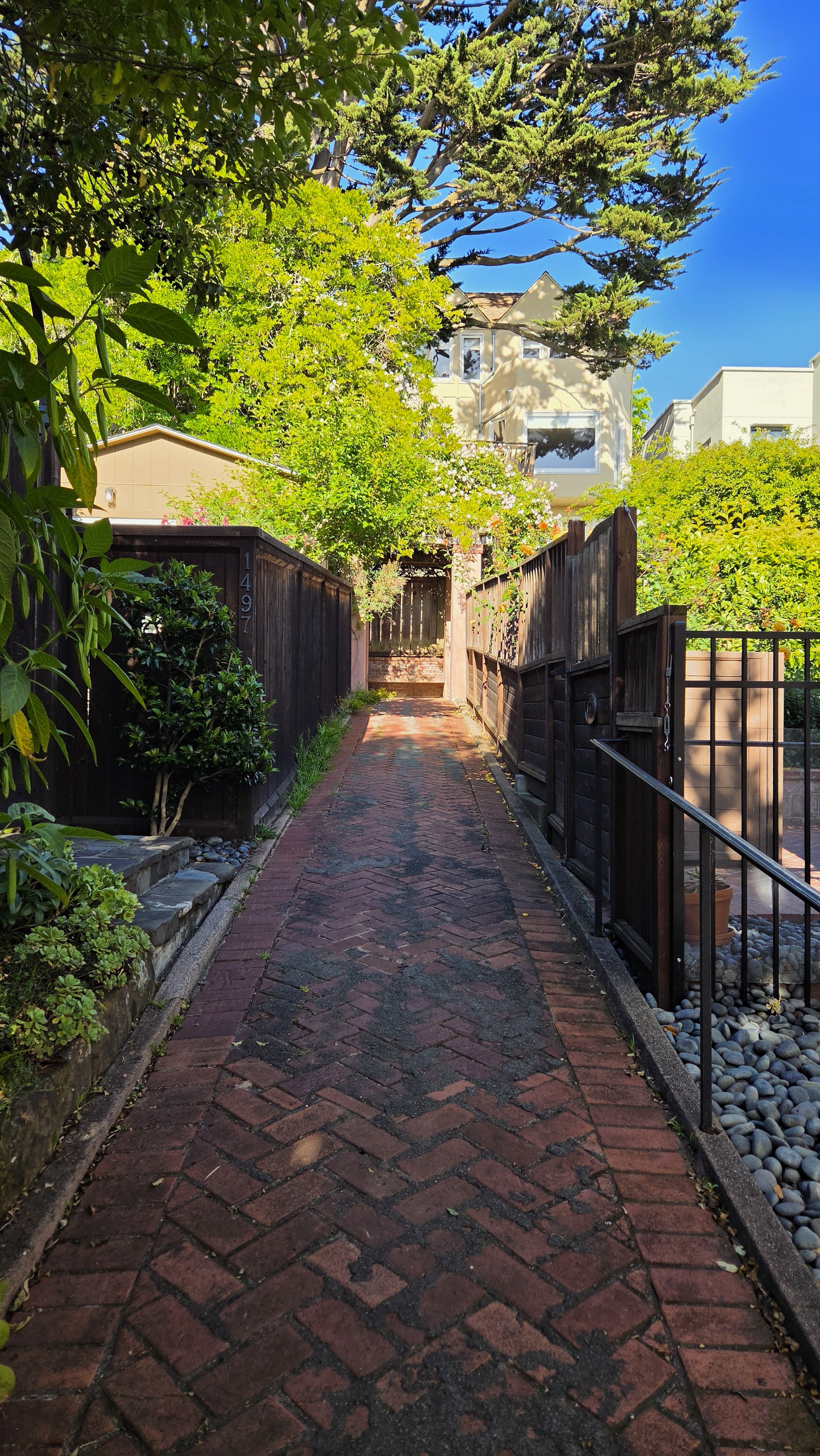 La Loma Steps 3.jpg