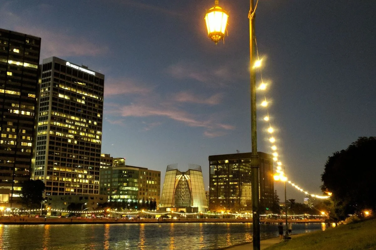 Evening Walk around Lake Merritt