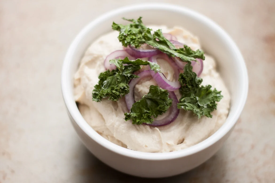 TAHINI DIP AND ALMOST RAW KALE CHIPS (V+, P, GF, NF, R, GRF, CHF)