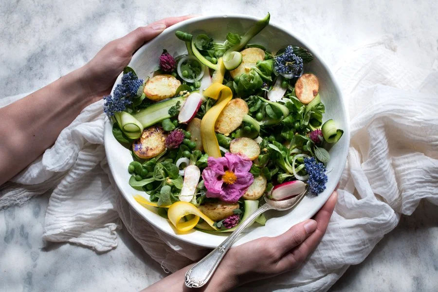VEGAN SPRING SALAD WITH WARM POTATOES + #INFRANCEWECOOK FOOD BLOGGER WORKSHOP (V+, ChF, GF, GrF, NF, P)