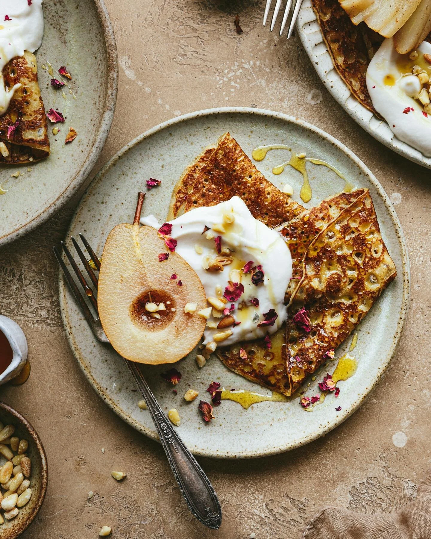 easy vegan pancakes — a vegan food photography and styling blog