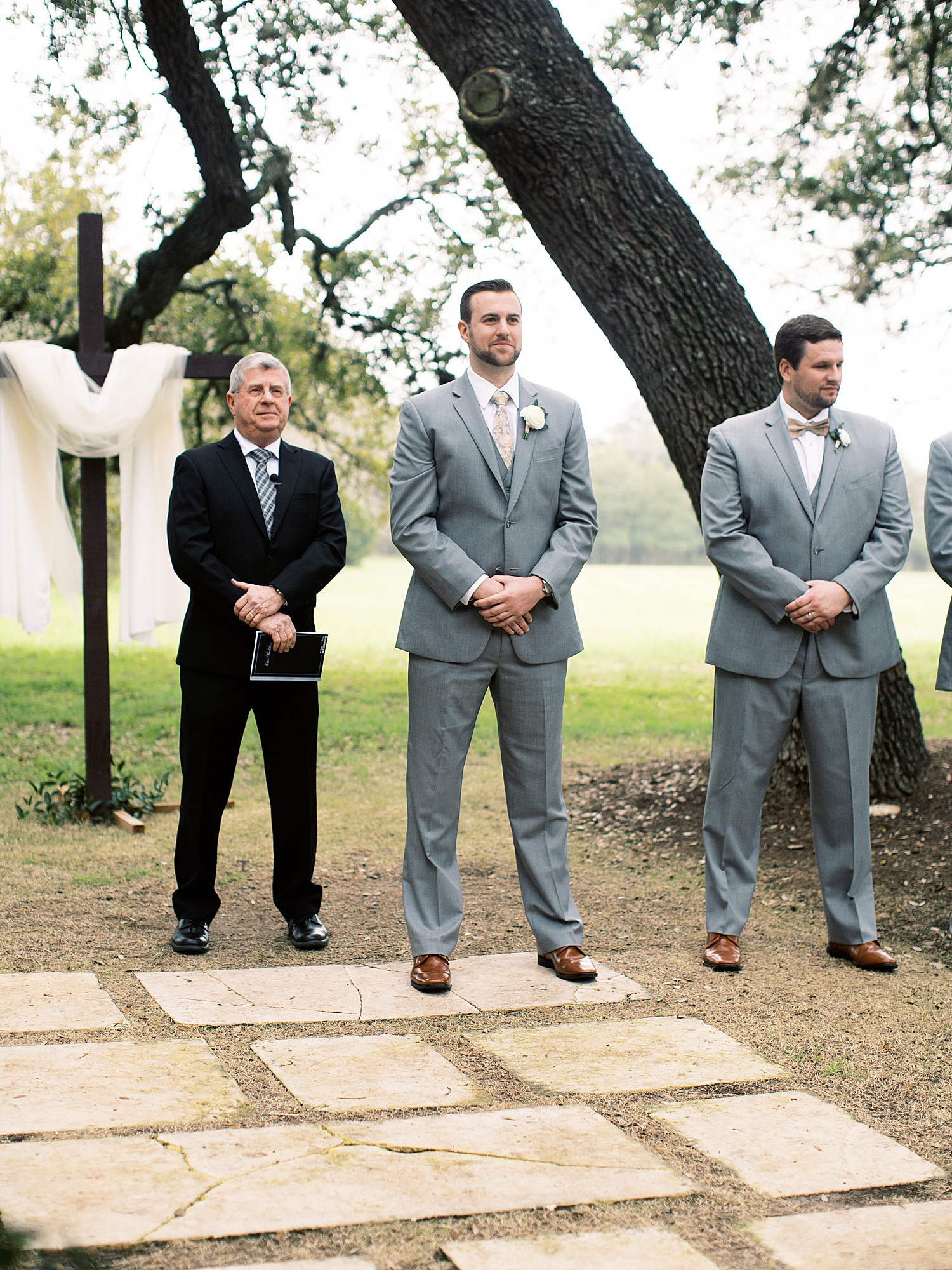 Austin Texas Spring Vineyard Wedding_0016.jpg