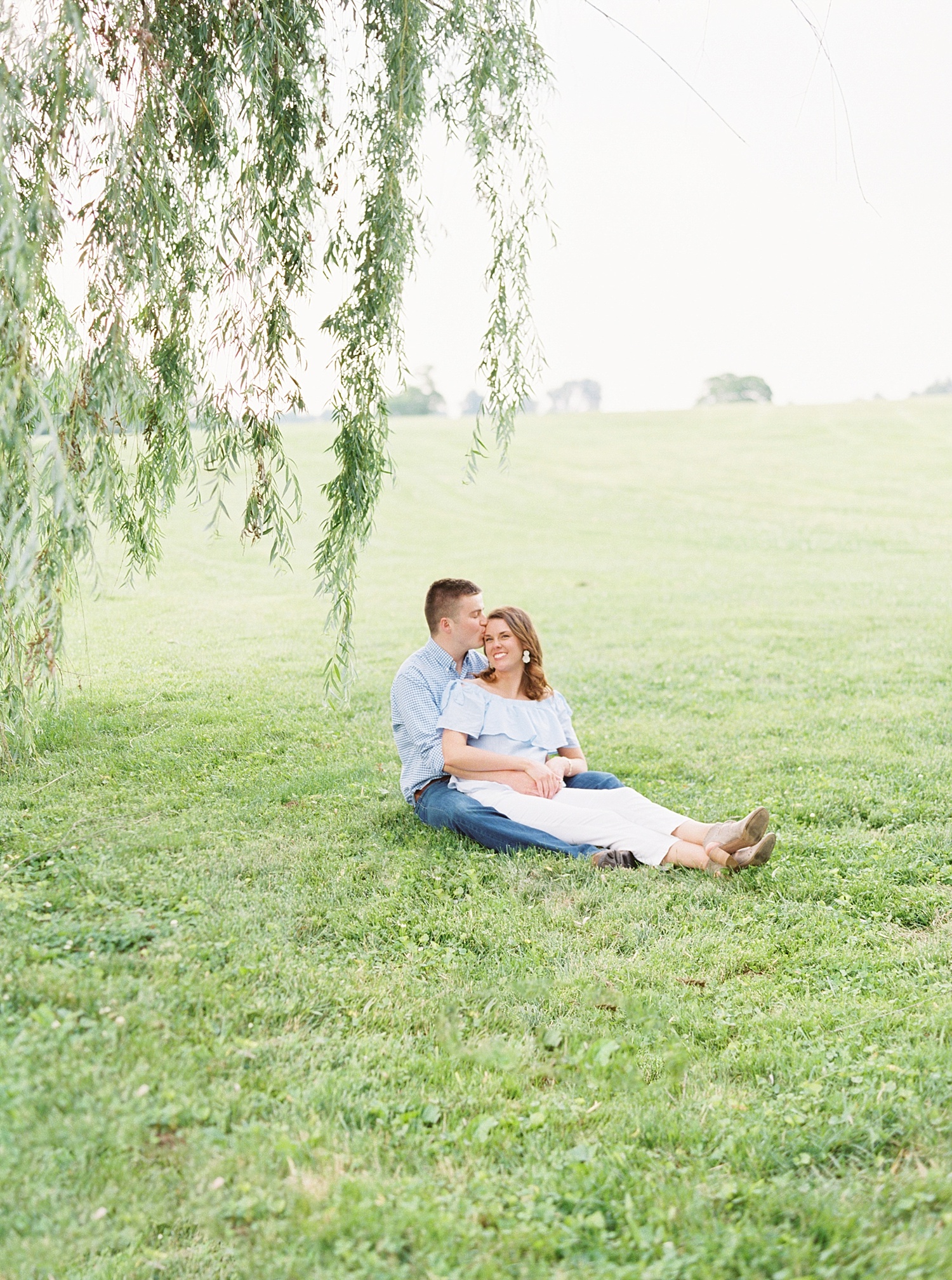 Lexington Kentucky Keeneland Film Engagement Laura Bodnar Photography_0013.jpg