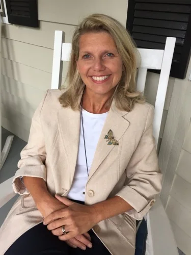 Karen Doucette.jpg
