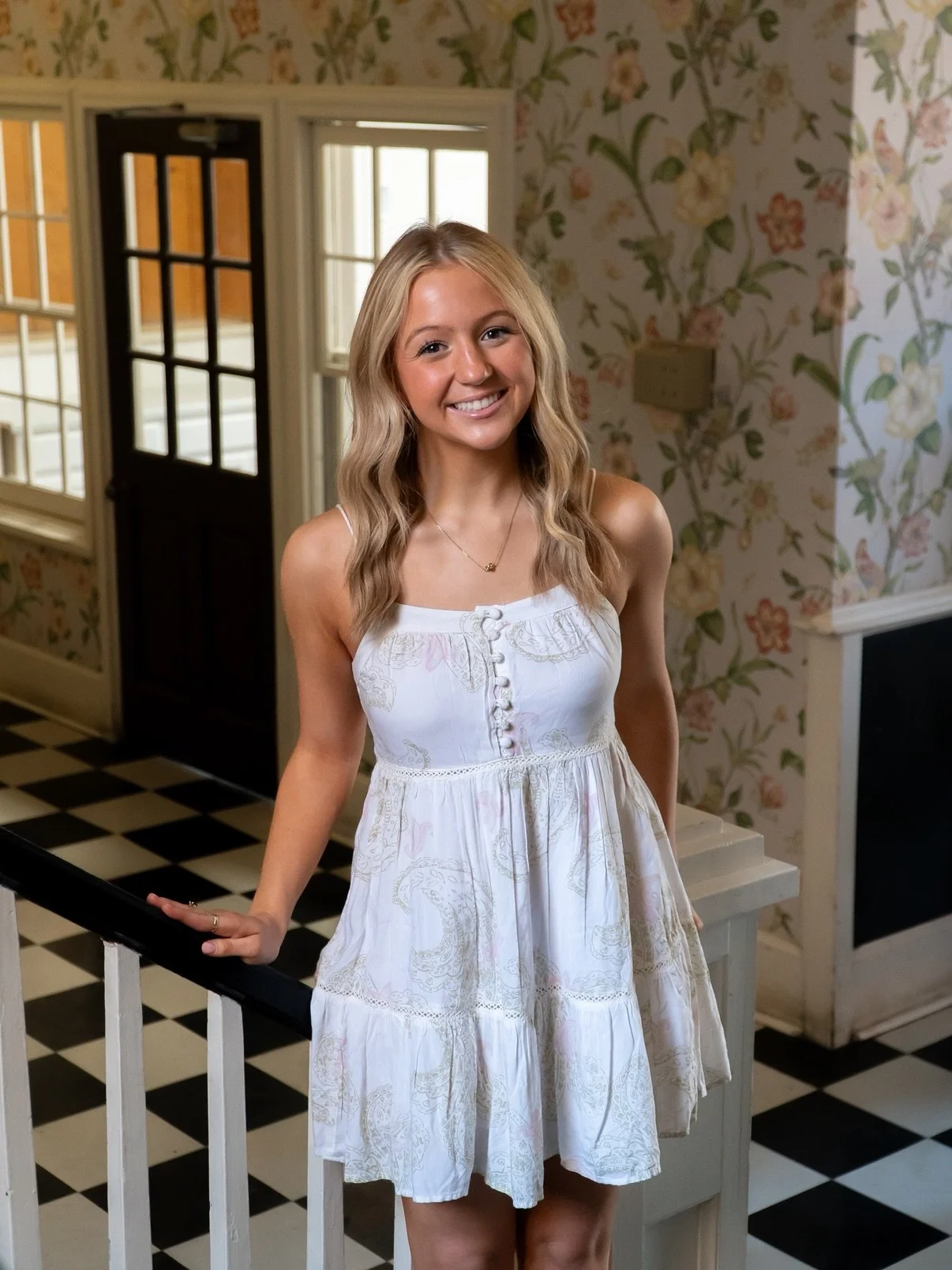 MEET EXEC! 💞
“Hey y’all! My name is Ella Proteau and I have the honor of serving as Delta Zeta’s Panhellenic Delegate! I’m a junior from Chicago and I am majoring in biomedical sciences on a pre-PA track. Being a Delta Zeta