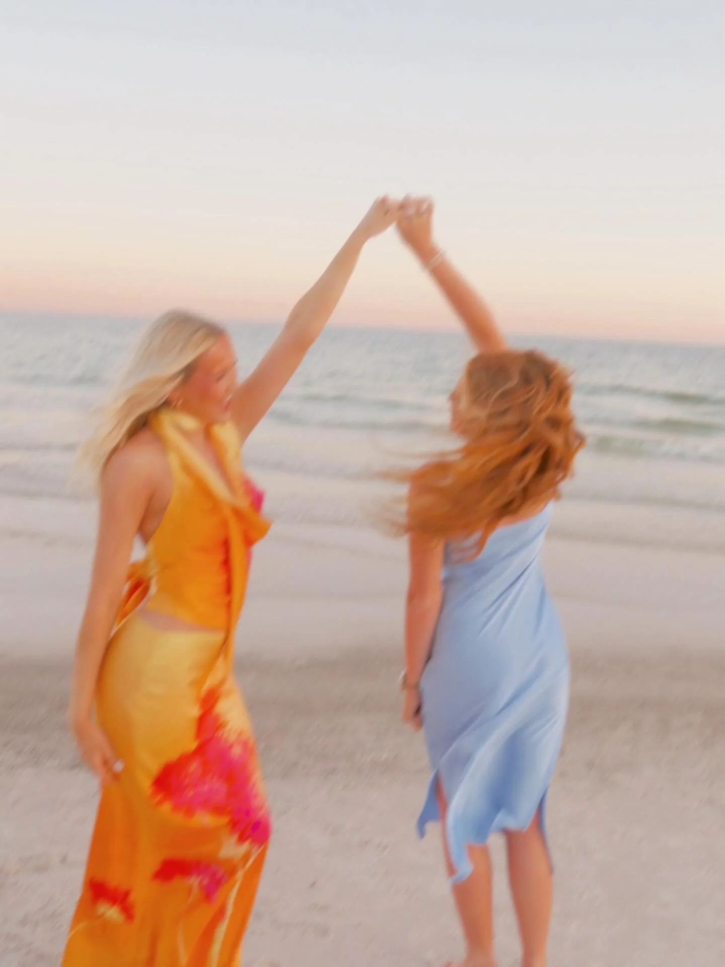 #WHYDZWEDNESDAY with big little duo Lindsay and Sydney

I chose DZ because as soon as I met the people it immediately felt like home. I truly have made best friends through Delta Zeta and I would not trade these girls for the world! The first time me