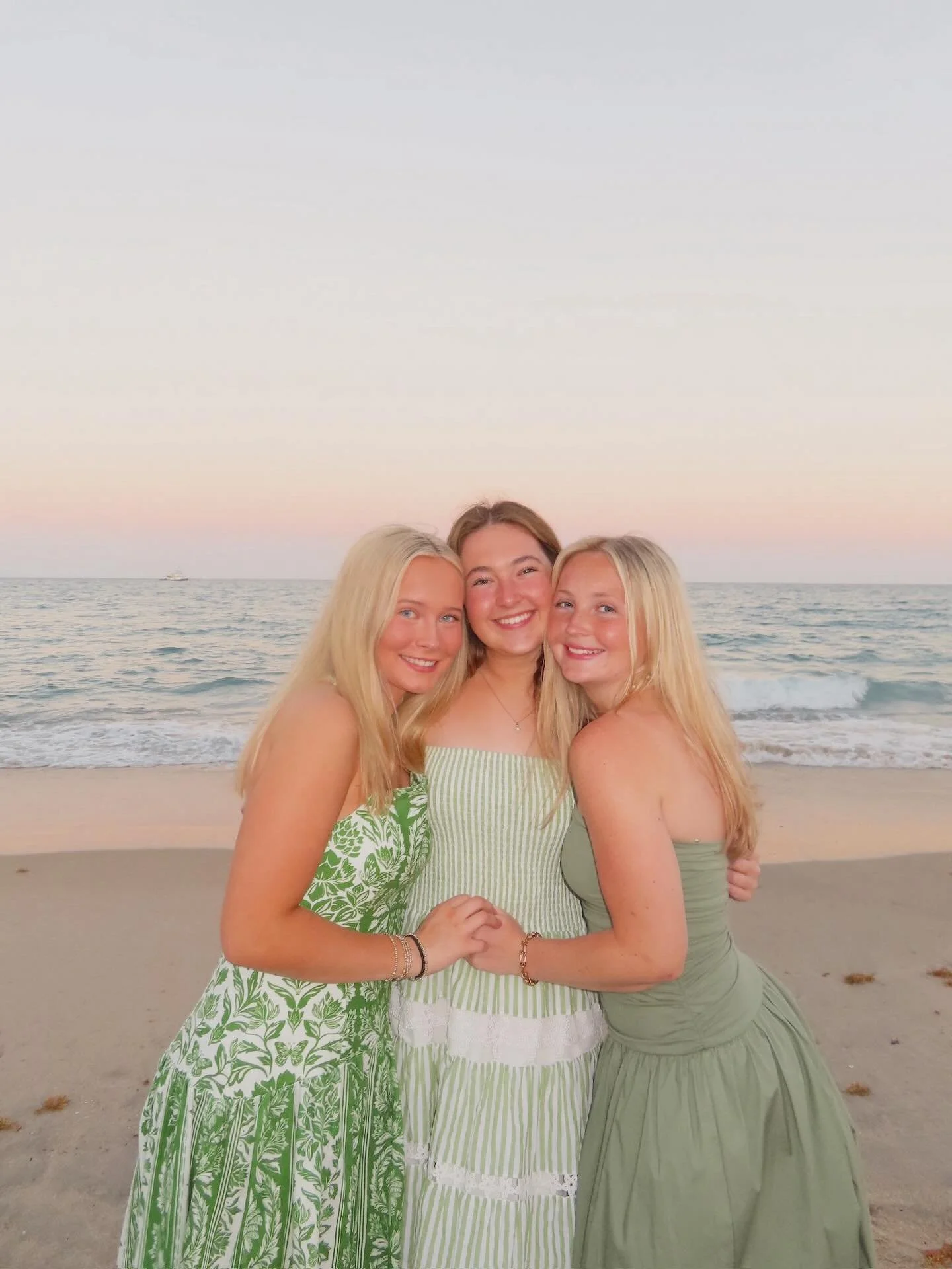 feeling lucky in green 🍀🌈⭐️

#AUBURNDZ #BETAXI