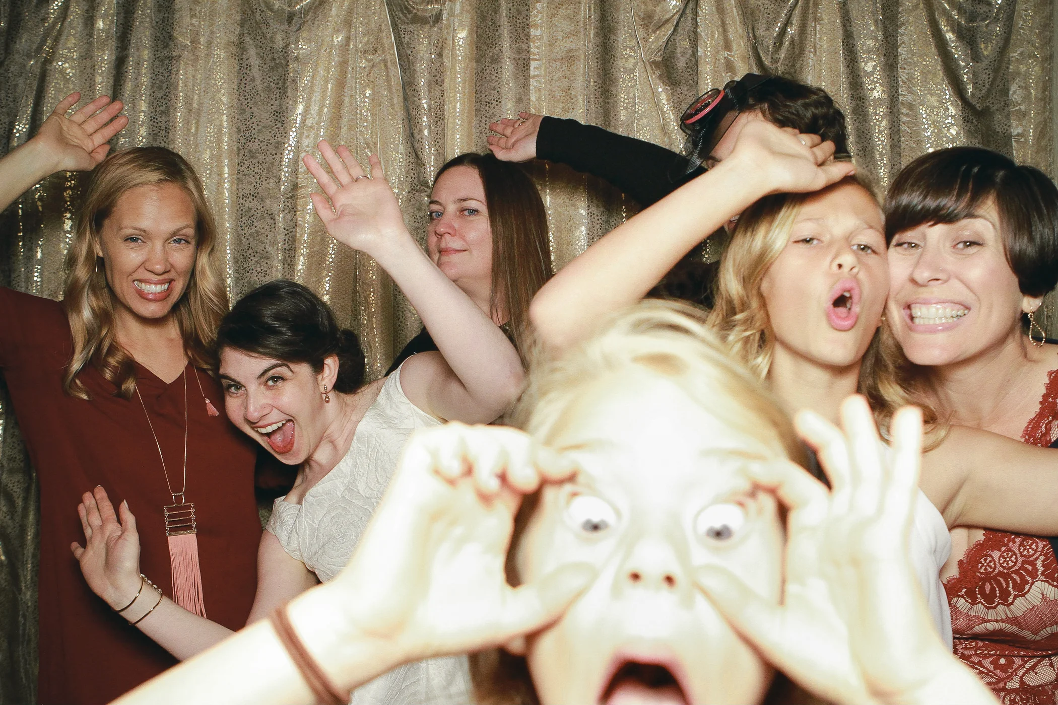 SF-Photo-Booth-0073-SARAH-SHAWN-WEDDING-0936-0163.jpg