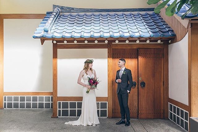 This wedding was a fun one. Loved the first look in Japan town. Yes those are sushi socks. 🍣 Ceremony in Lafayette Park, then reception a nice stroll down the street at Firehouse 8. Def my kind of wedding.