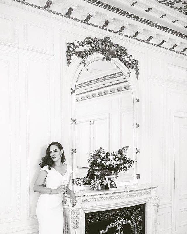 Timeless beauty... &amp; one of the sweetest brides and mother of the bride ever. These two love birds met while working for Burberry &amp; the rest of the story is glamorous! ⁣
⁣
Their ceremony took place in the historic San Francisco City Hall and 