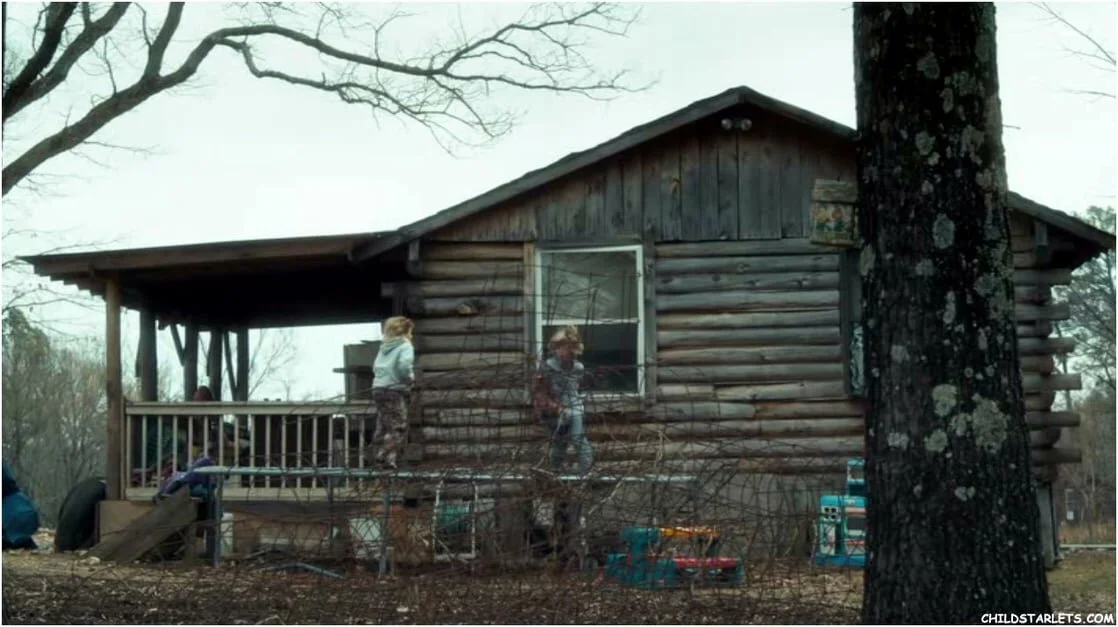 1118full-winter's-bone-(2010)-screenshot.jpg