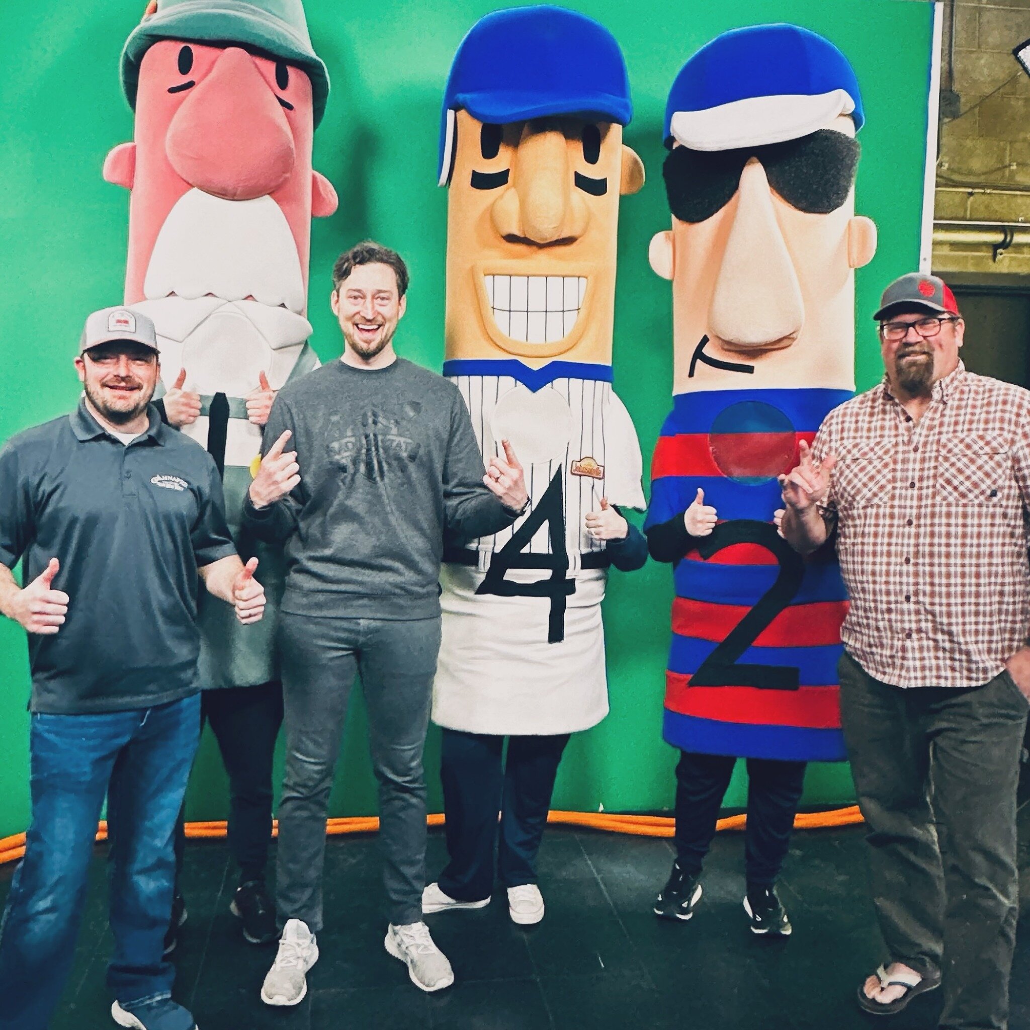 Thanks to @wfrvlocal5 for inviting us out this morning to talk about the Decade Delight collab release this coming Sunday at all three tap rooms! We ran into a few real meaty fellows on set and couldn&rsquo;t pass up the opportunity to grab a pic&hel