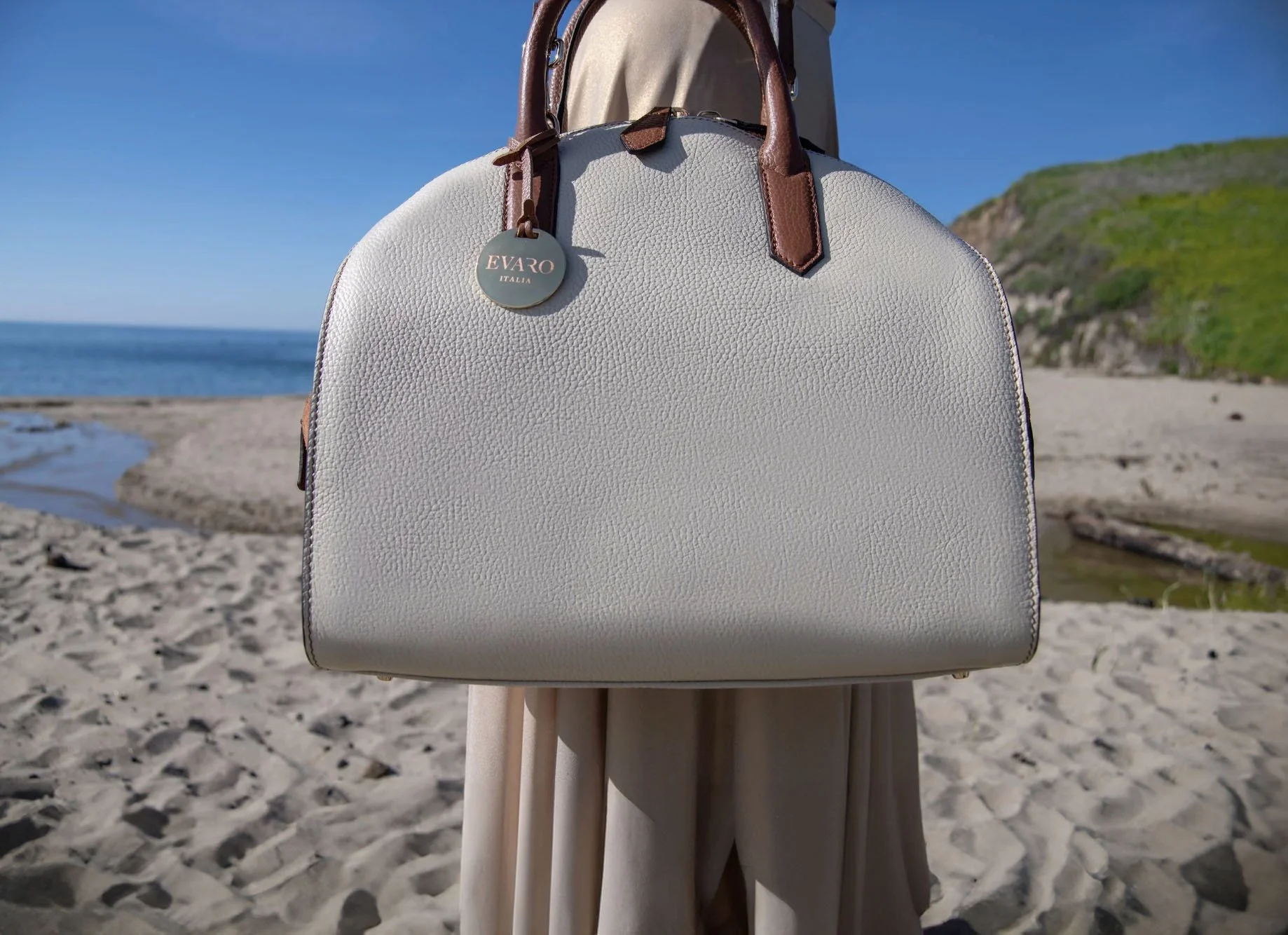 Versilia Leather Handbag (Cream with Tan Trim)