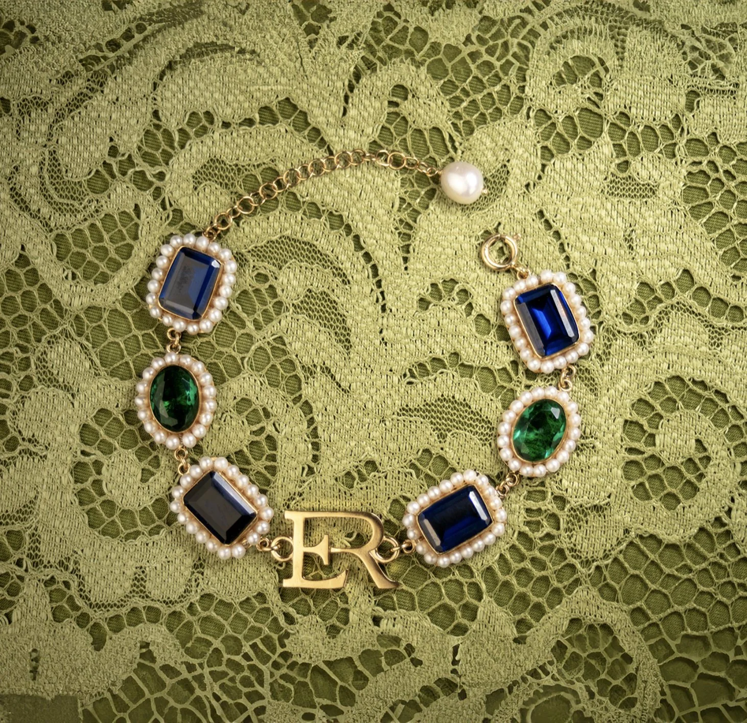 bracelet.jpg