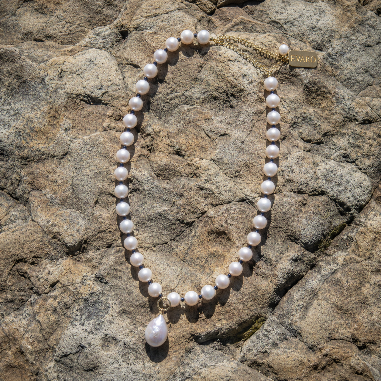 Acqua Dolce Pearl Necklace (Night Collection)