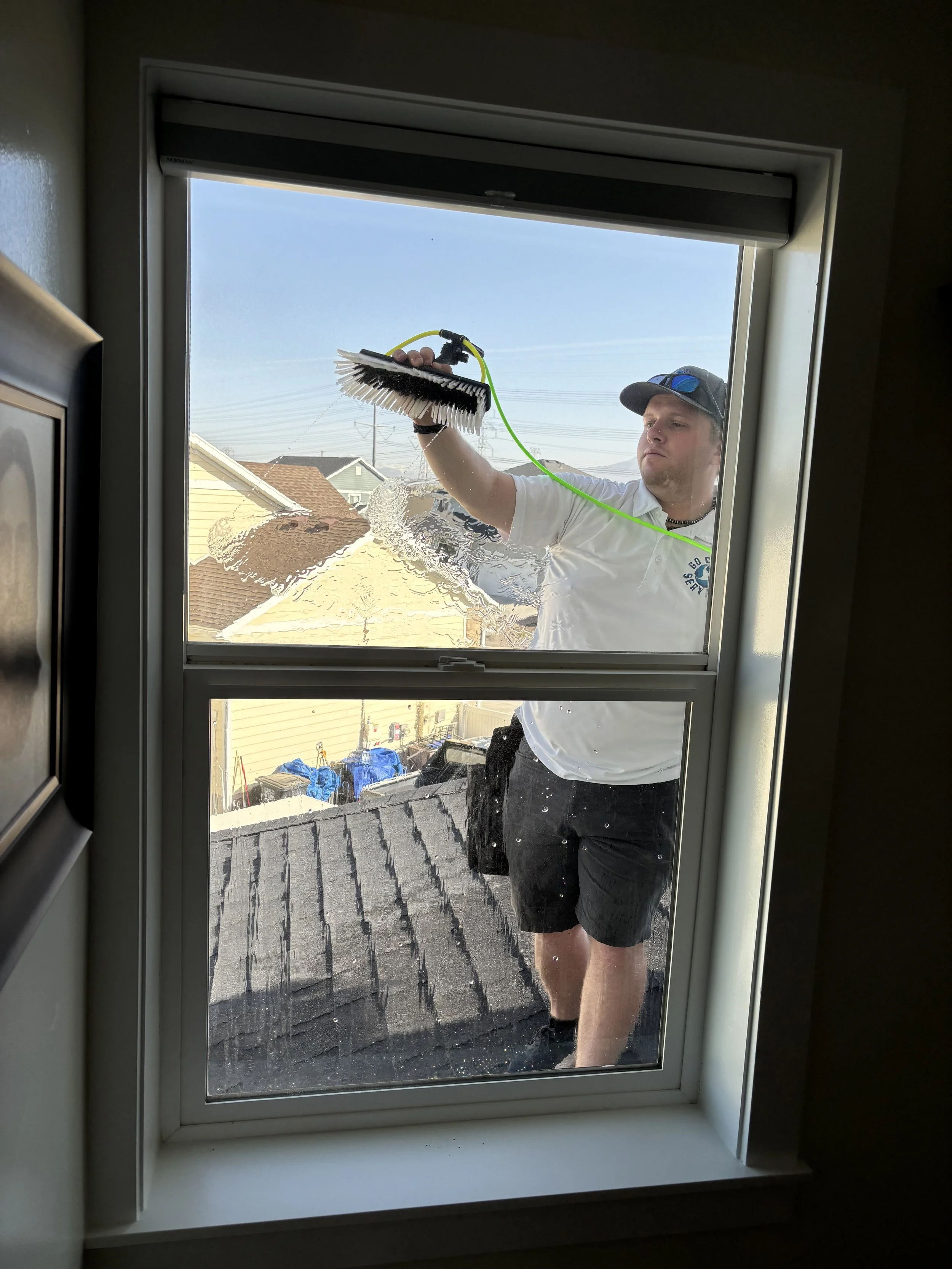Clean-window-Layton-utah.jpeg