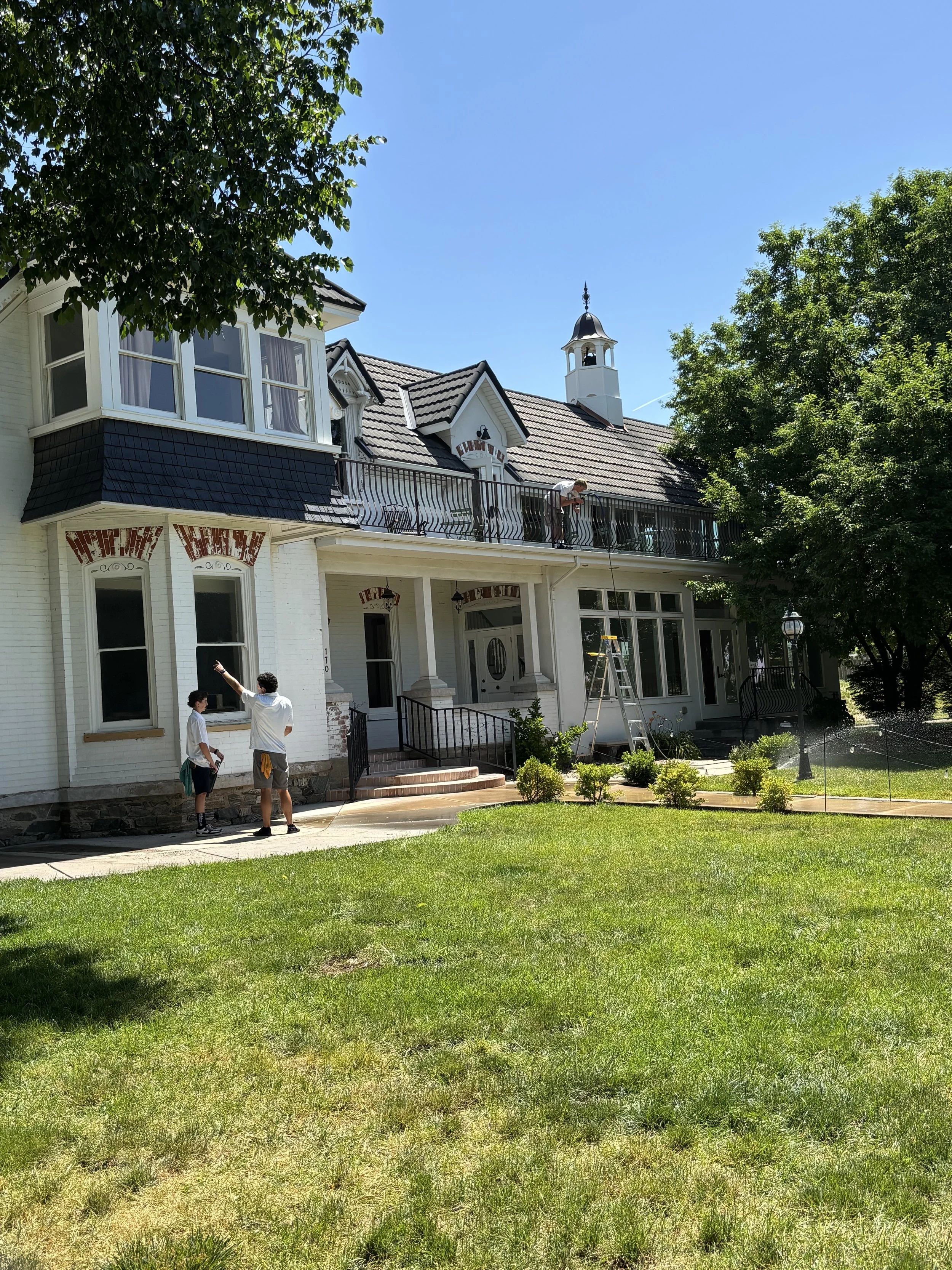 Caledonia Windows.jpeg