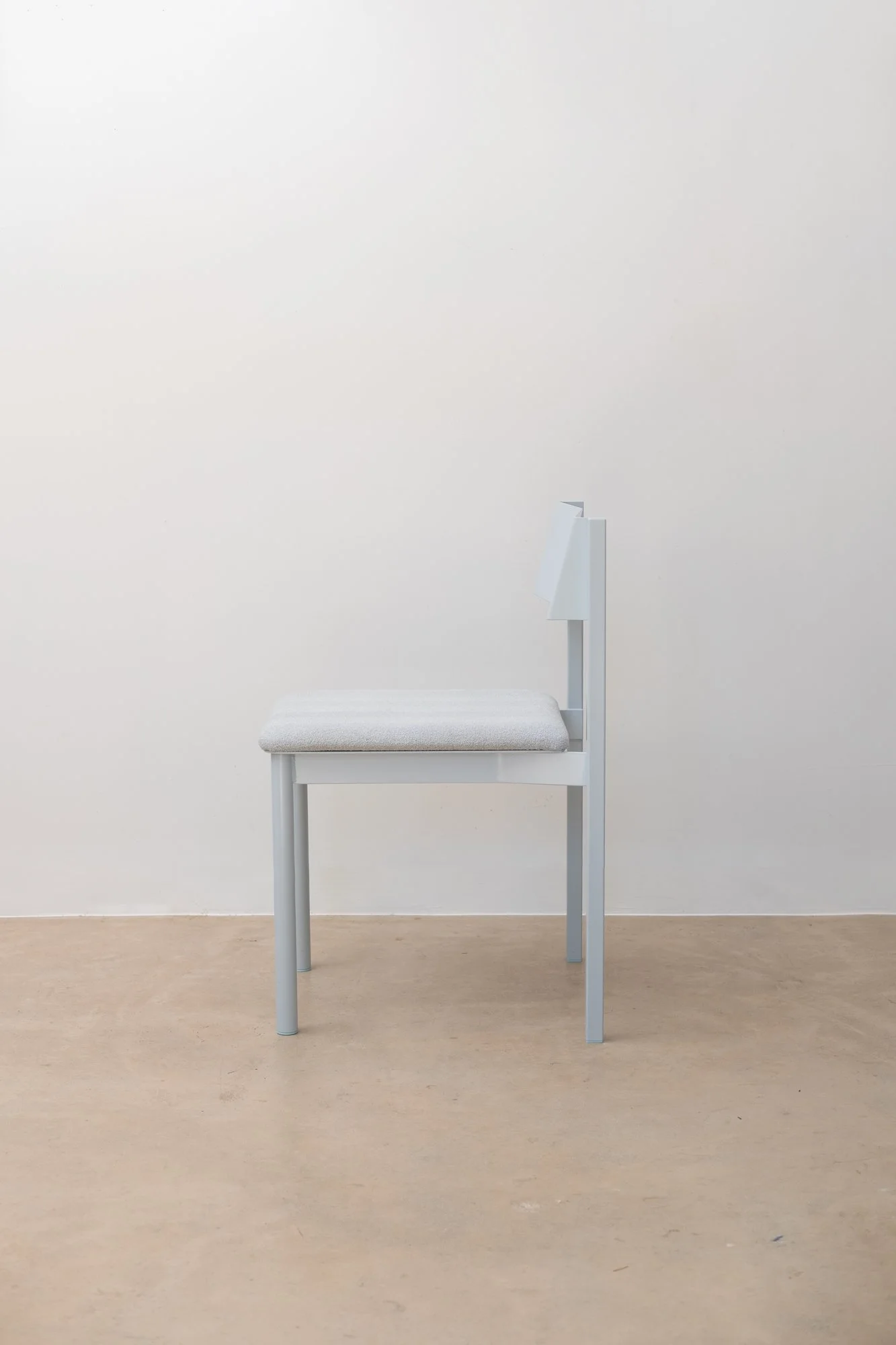 Shape-Chair-Daniel-Emma-Blue-2.jpg