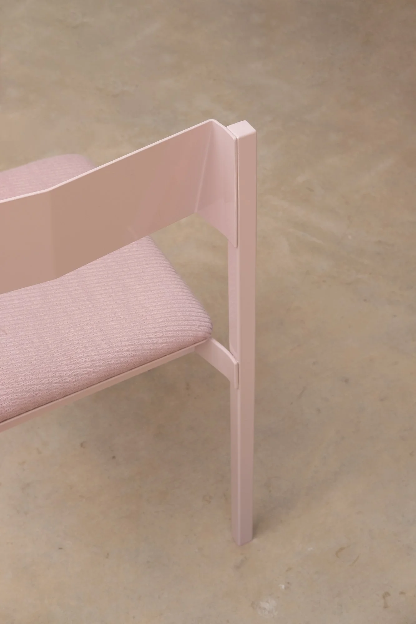 Shape-Chair-Daniel-Emma-Pink-4.jpg