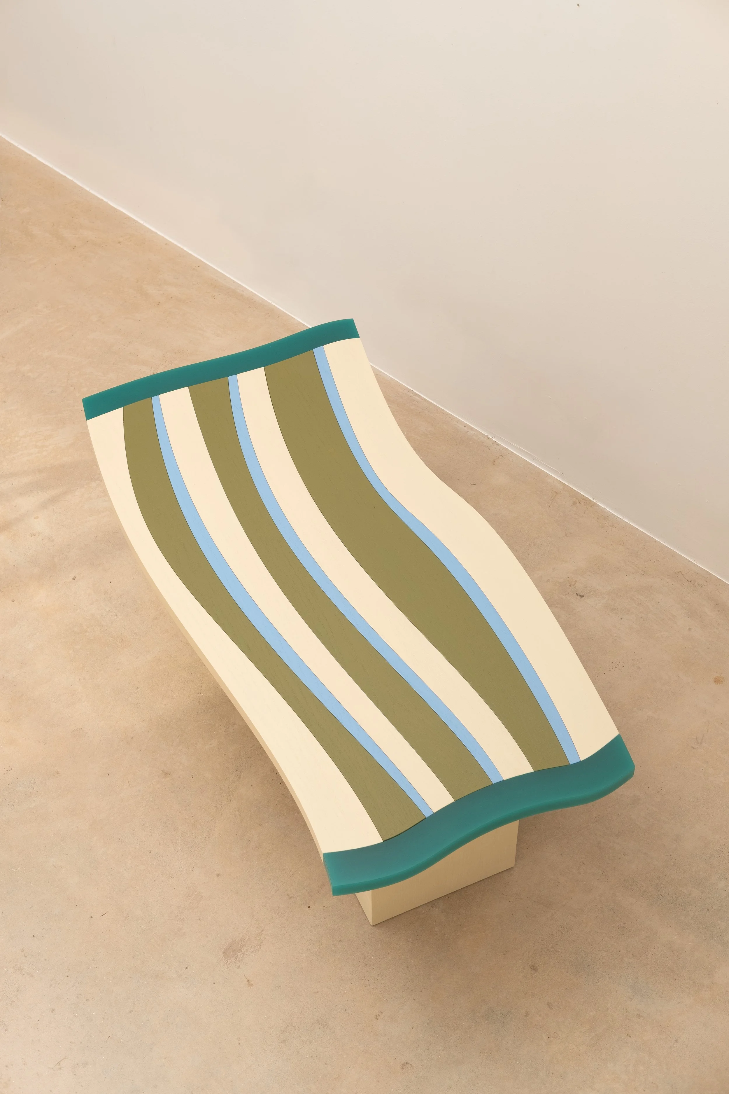 Blanket Table Green 2.jpg