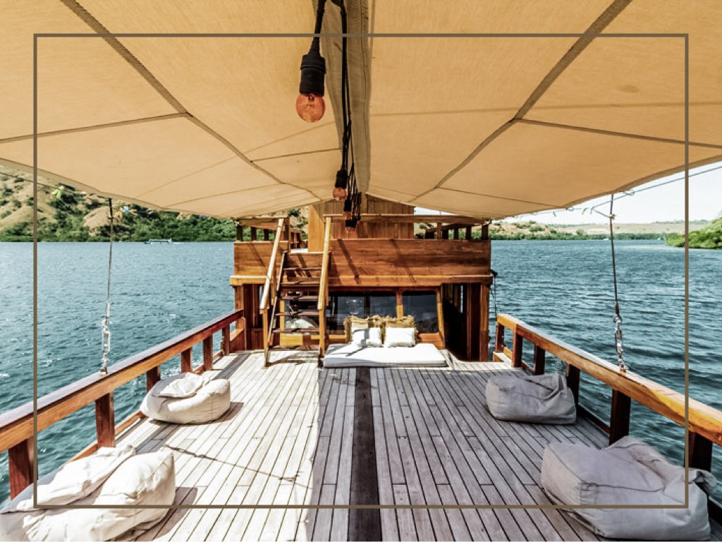 Kelana Private Boat to Liveaboard & Diving in Komodo .007.jpeg