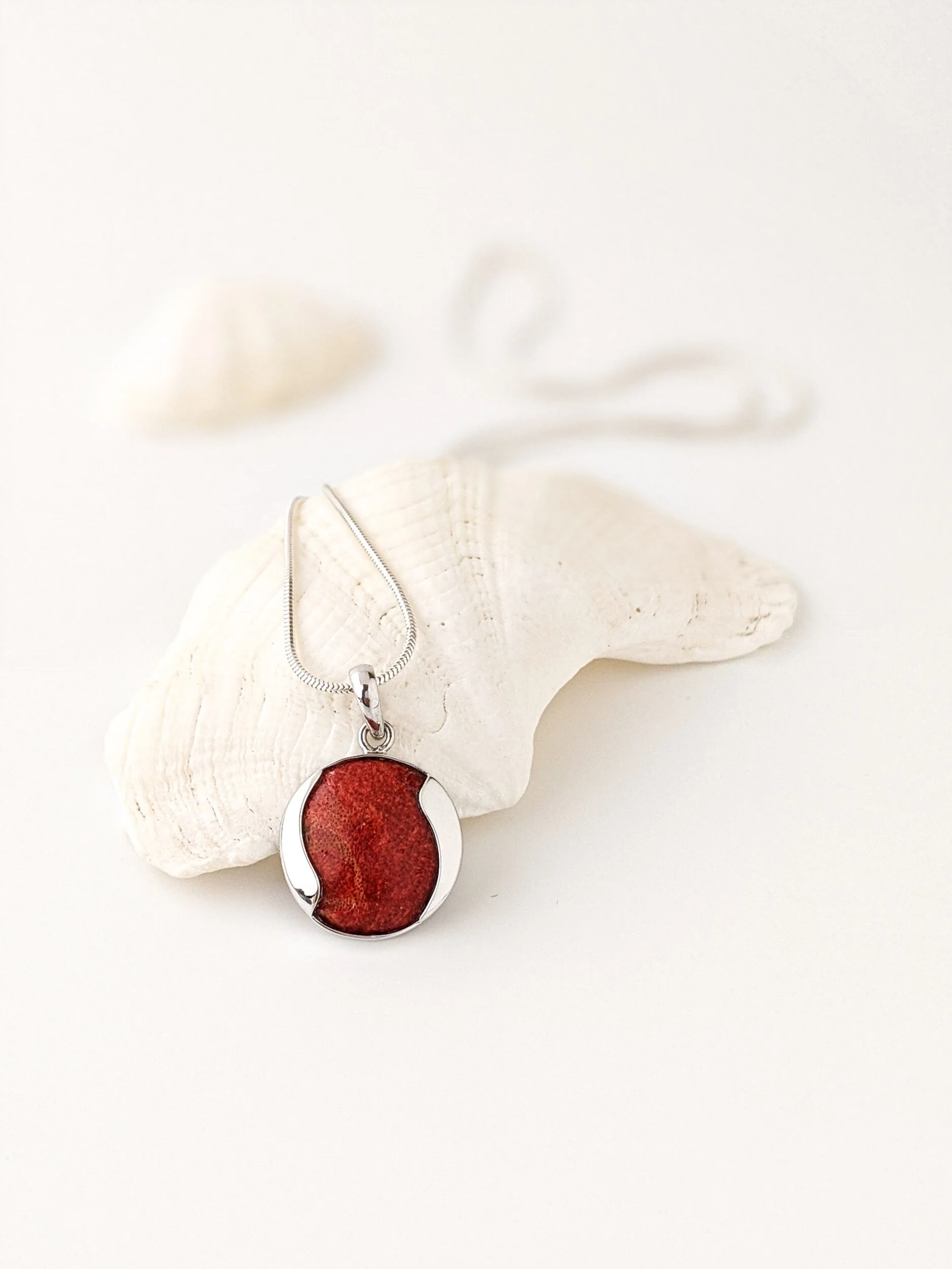 2B033D25-7DE2-4415-AC09-751C73B7CB4D