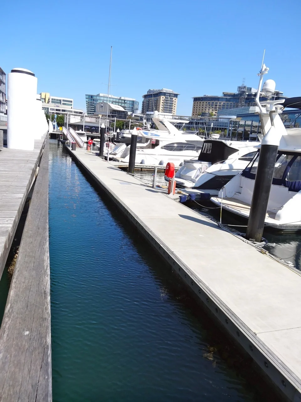 Marina Walkway Long Sydney Wharf Marina.jpeg