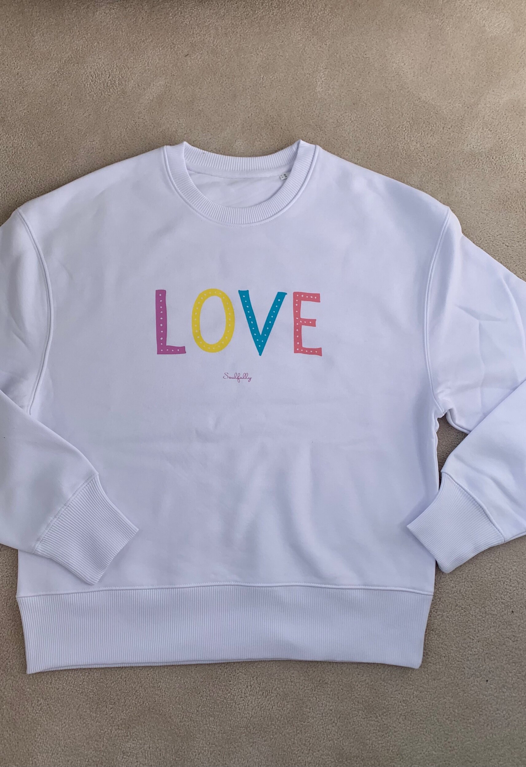 4BF85B4D-33A4-458E-85A2-DABB643B7575