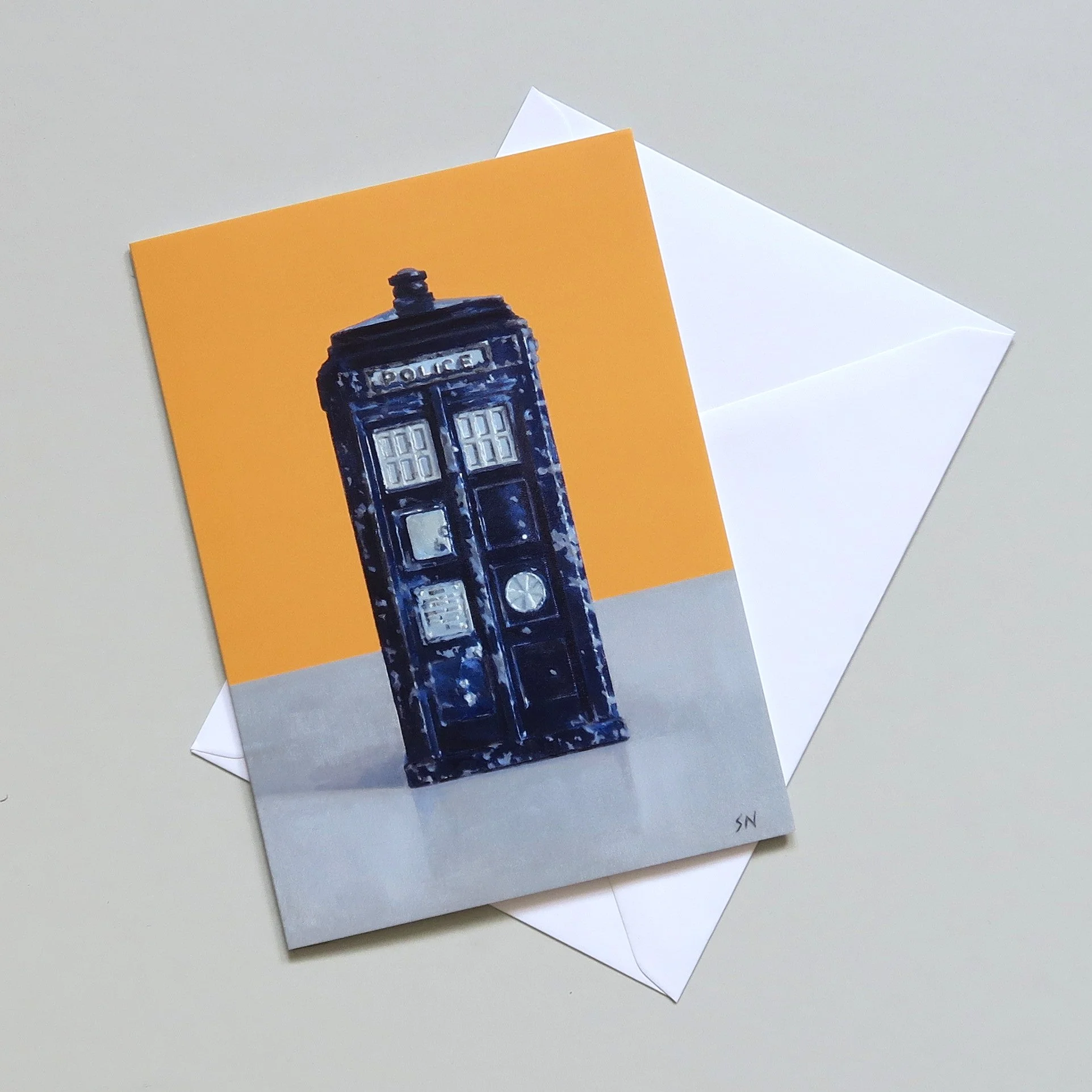 flatlay_2500px_tardis.jpg