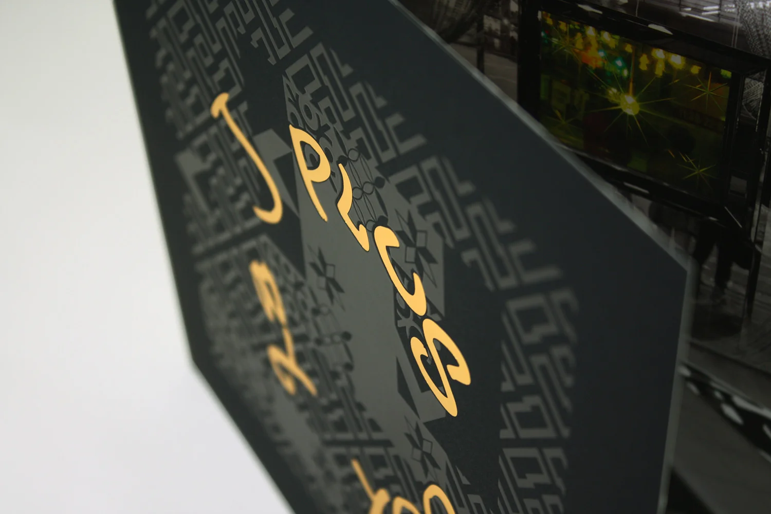 PRESS KIT FOLDER - GOLD FOIL STAMP AND GLOSS SPOT UV ON FANCY PAPER