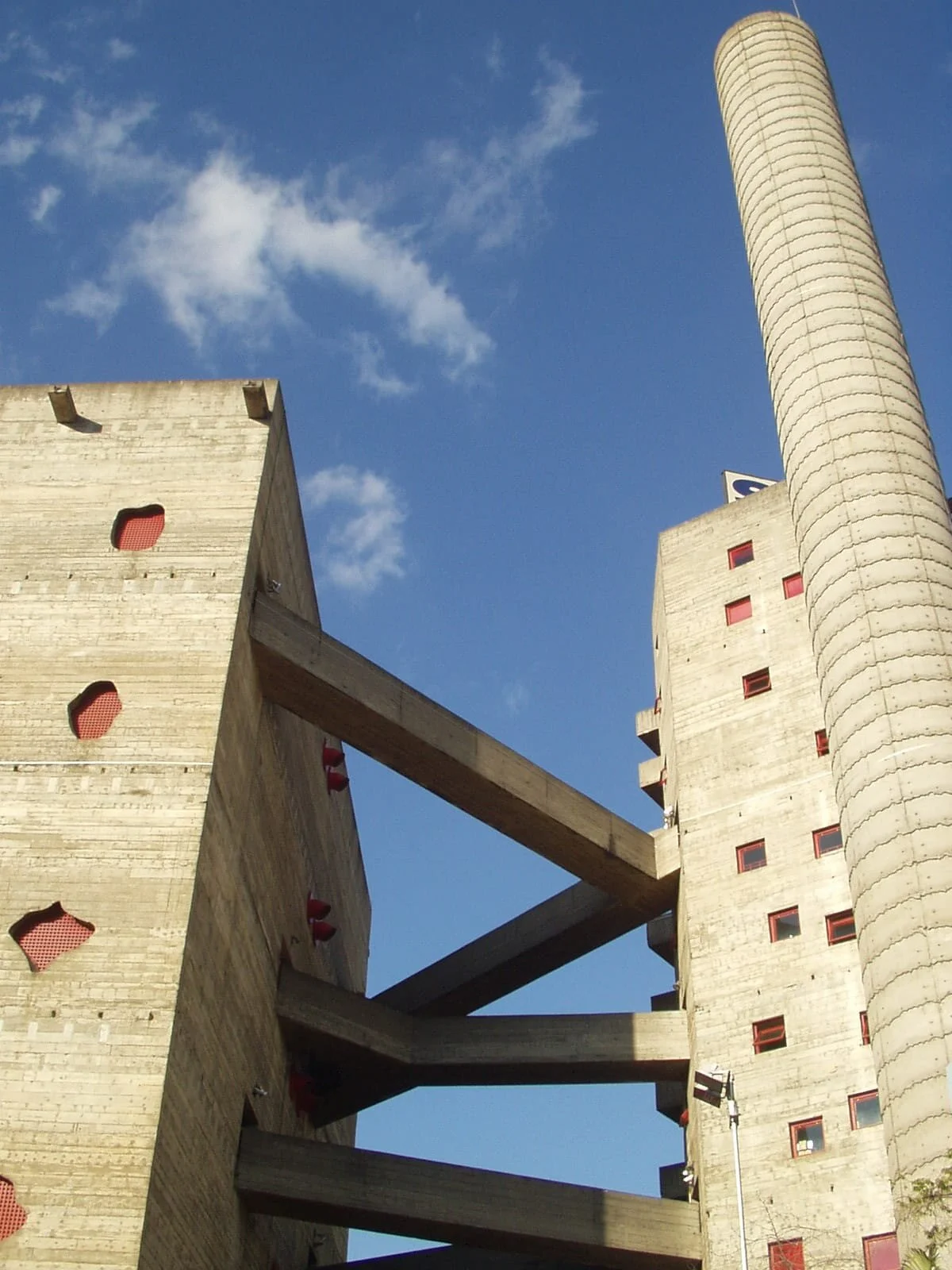 「築」不出戶 — 【建築活化】