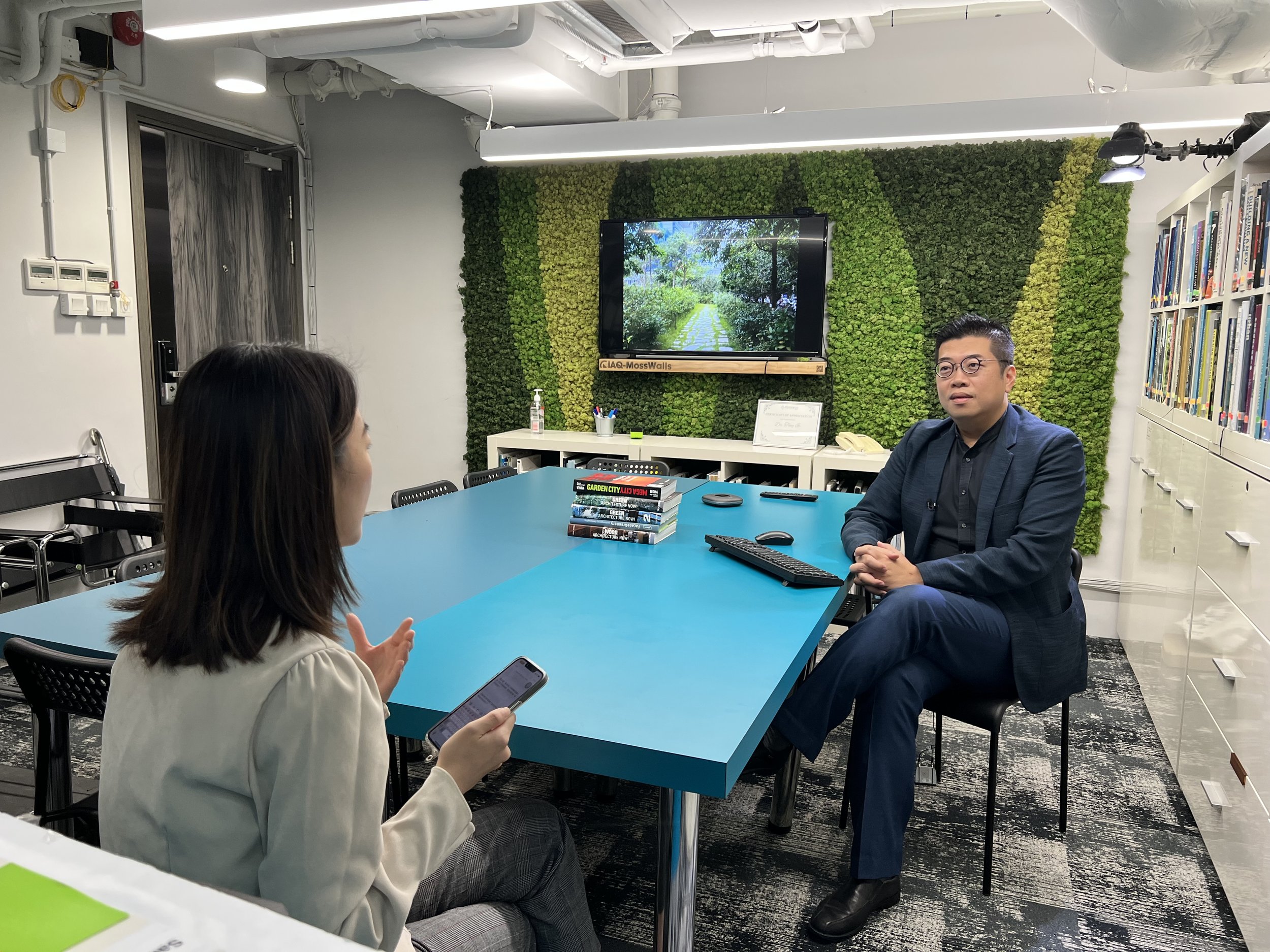 無線新閒《時事多面睇：鳥撞》