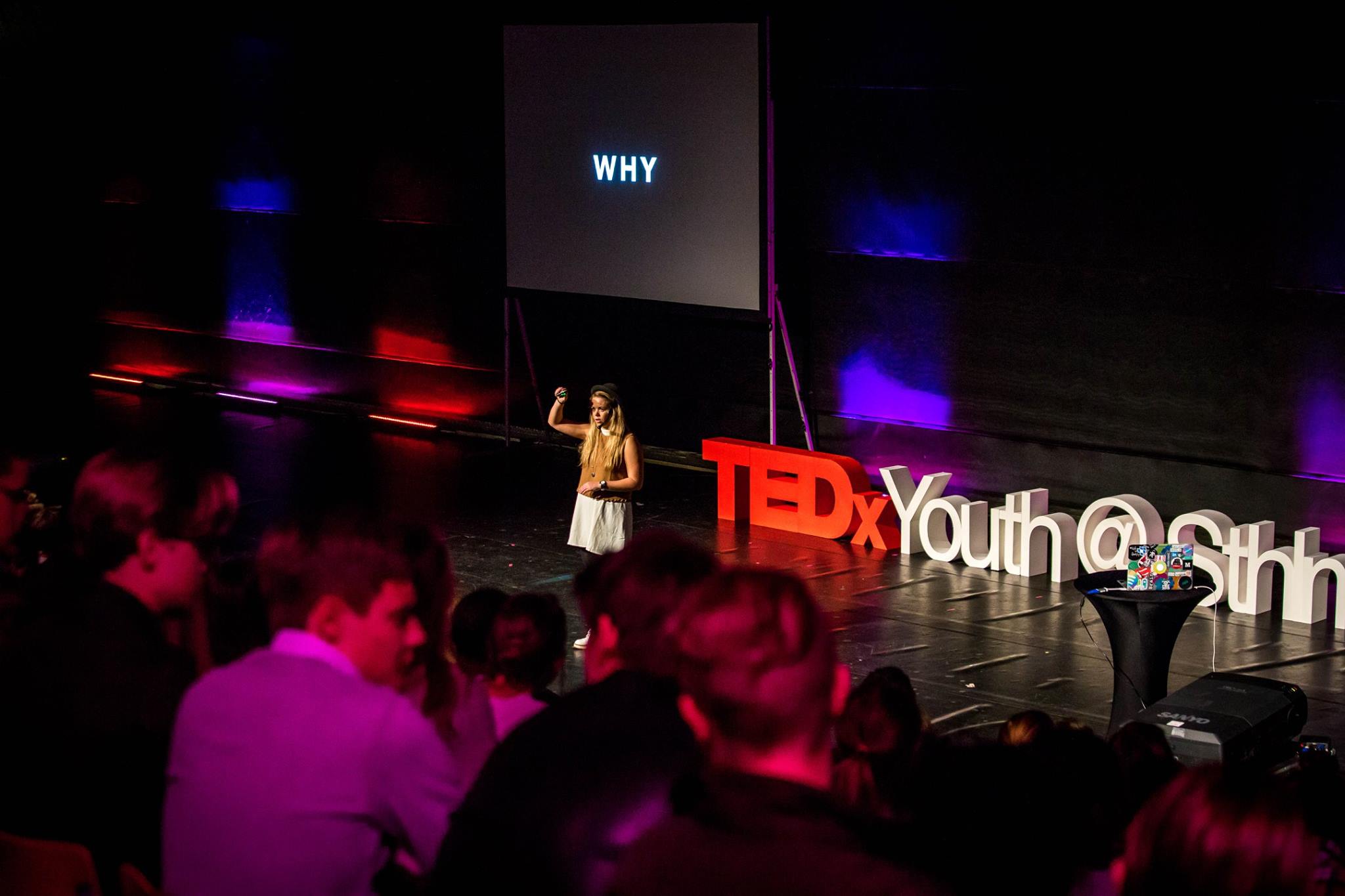 Sophie Lindblom speaking at TEDx (photo credit: August Dellert)