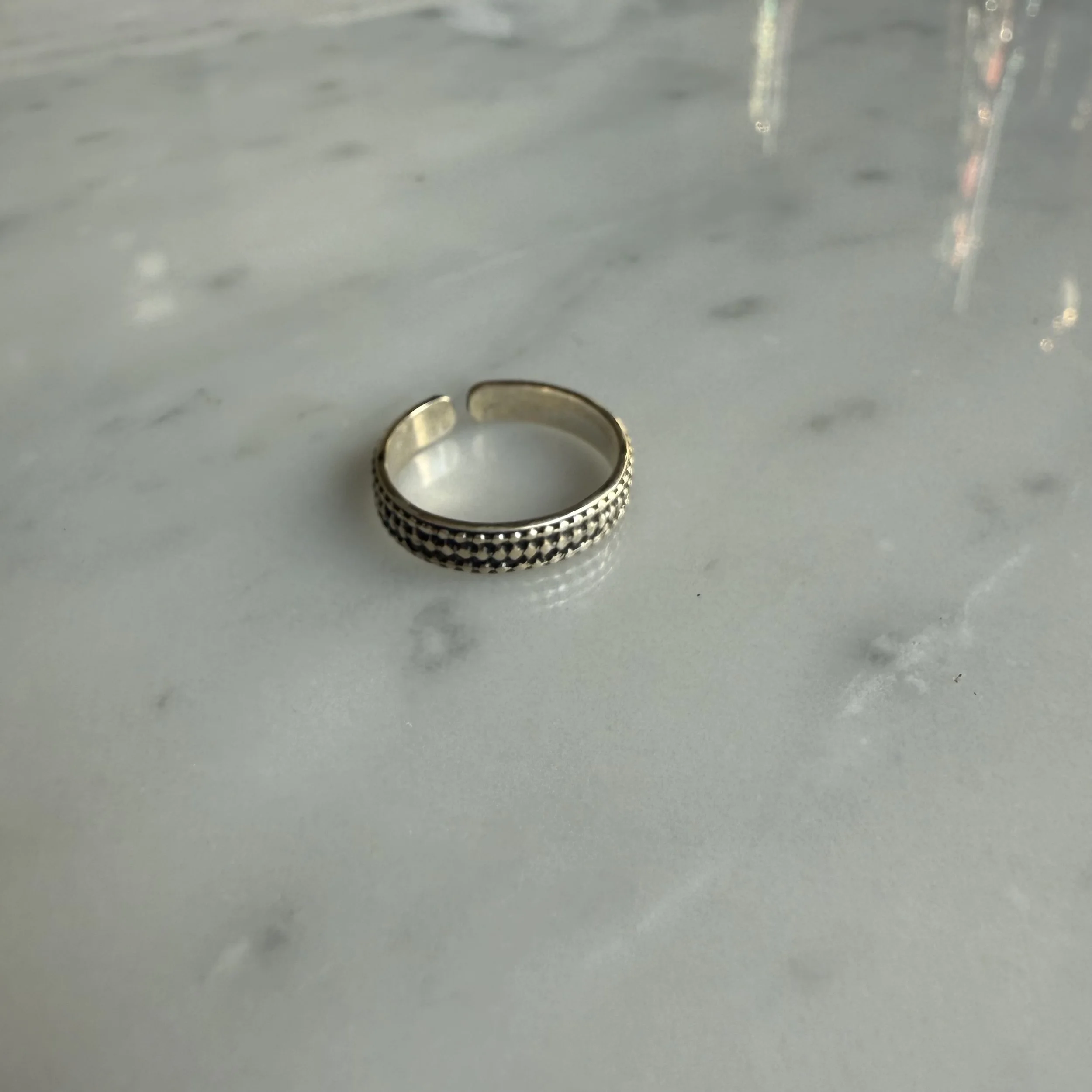 SILVER TOE RING