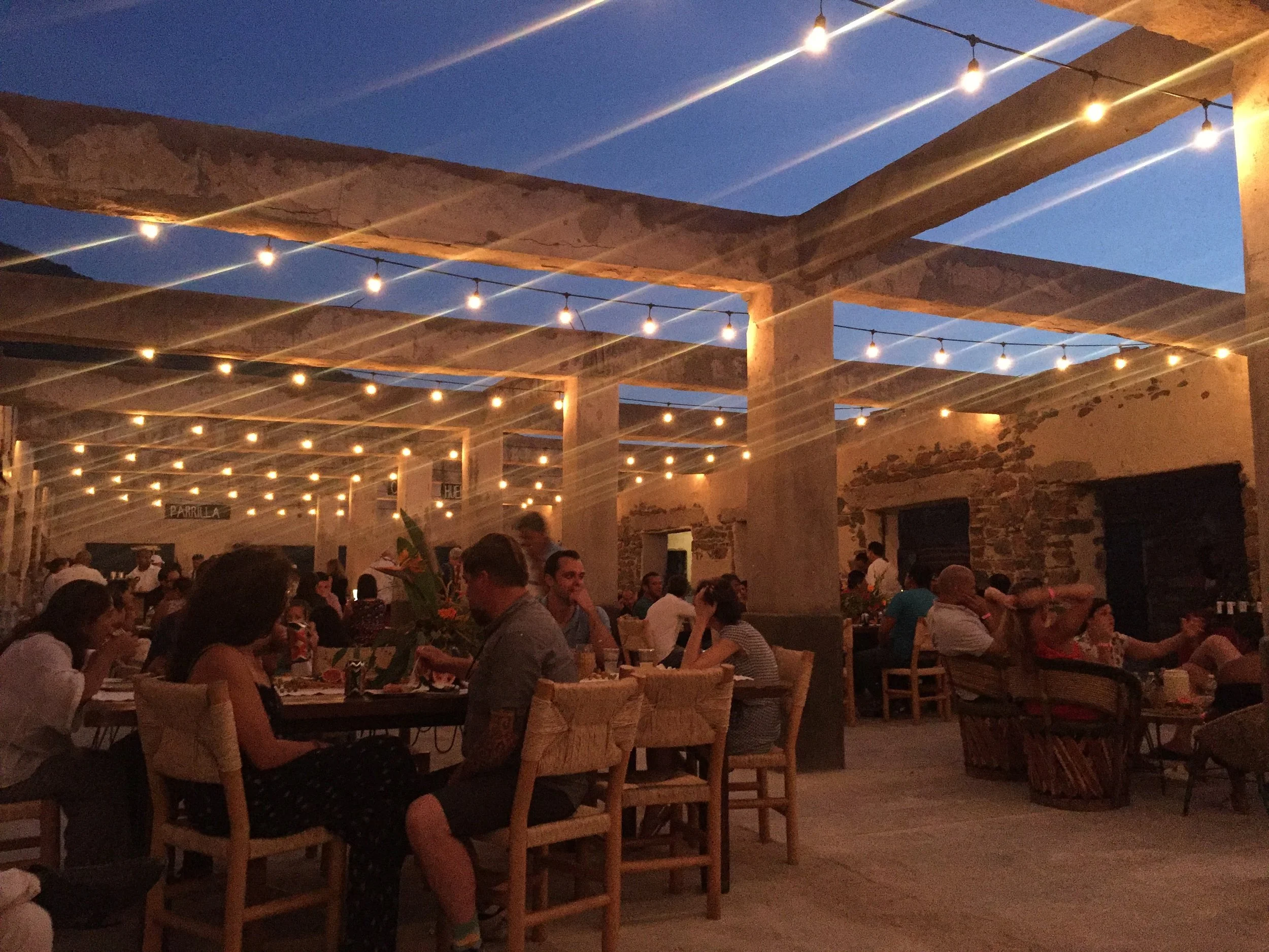 dinner crowd at Buena Pesca, 28 July 2018