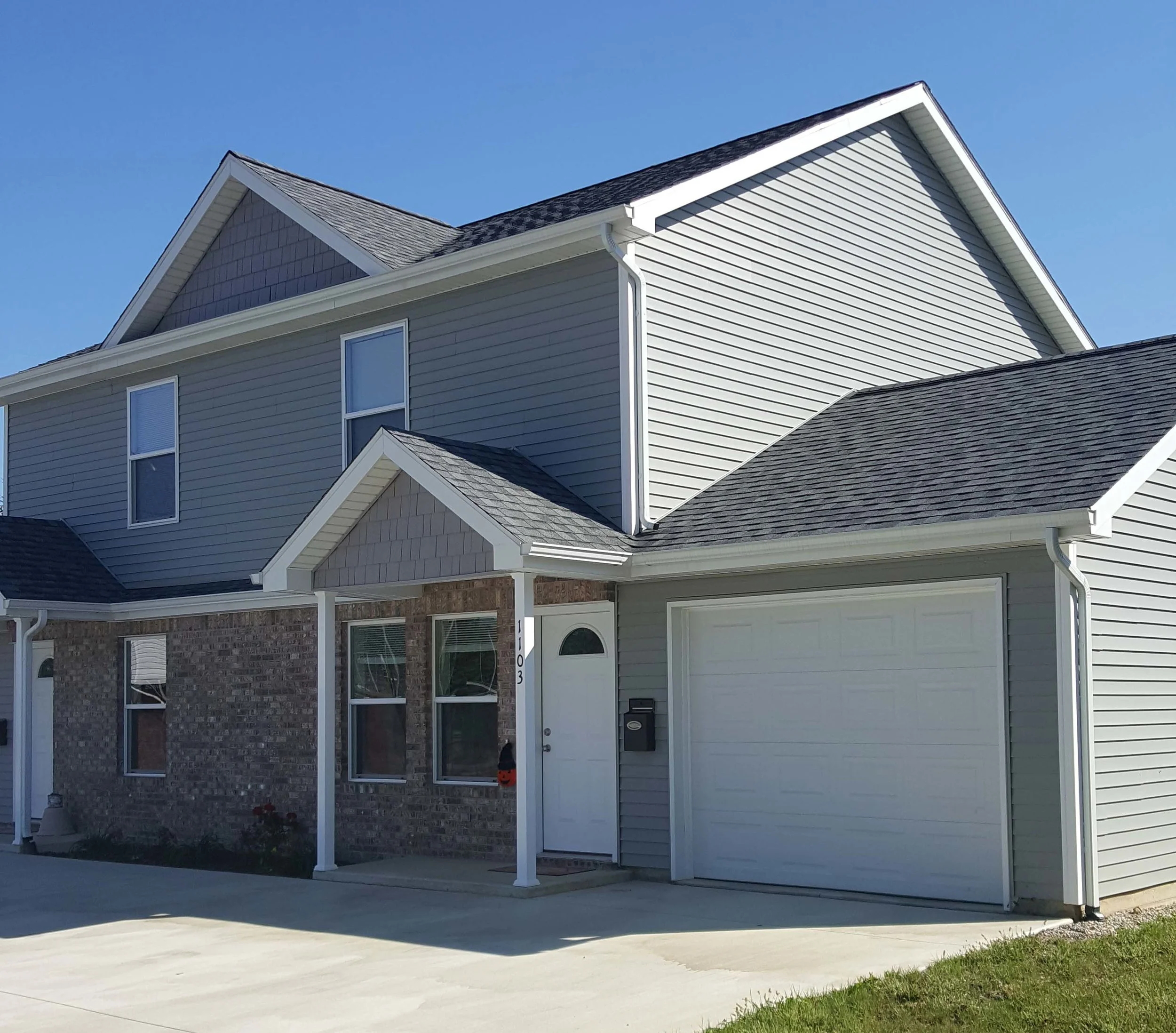 OCCUPIED - 1107 S Mulberry - Bluffton