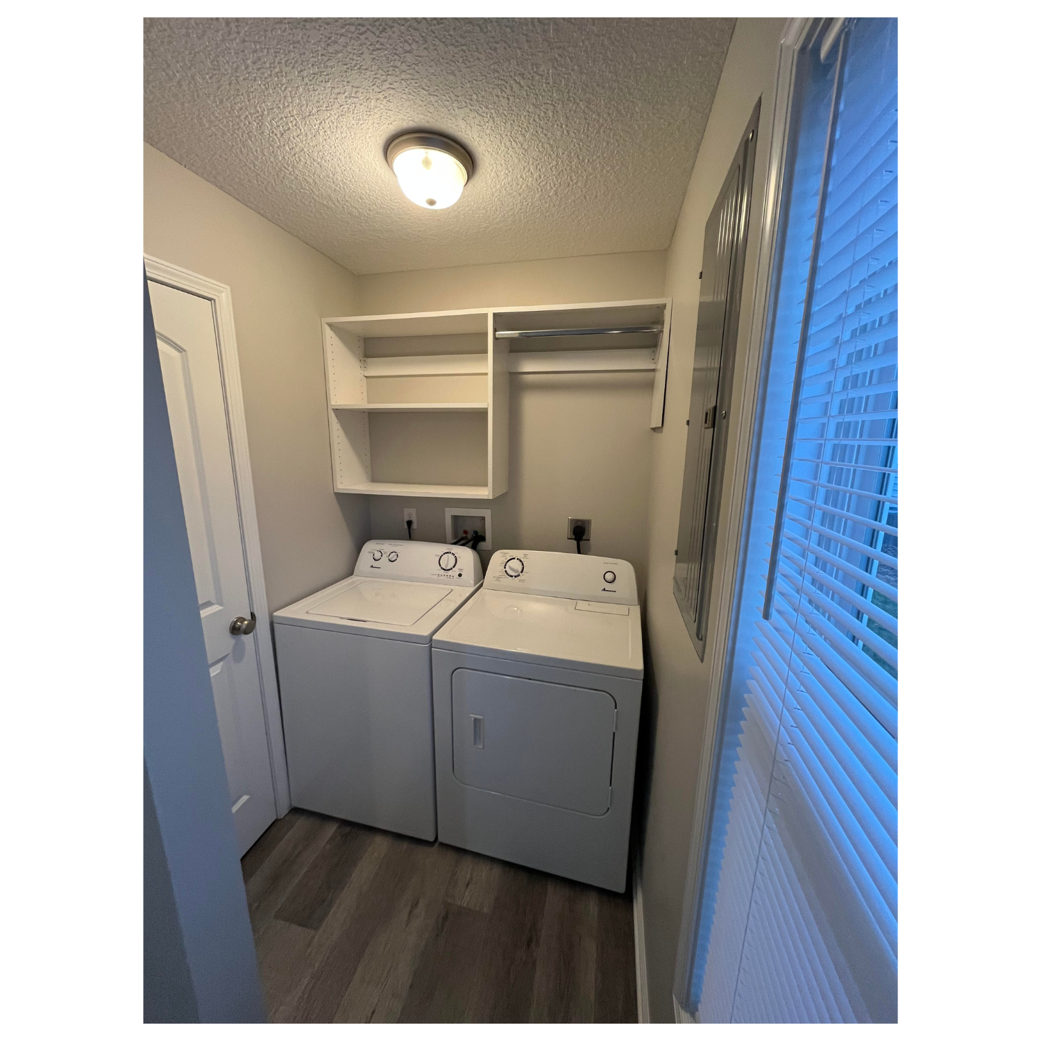 200 212 interior 3.png