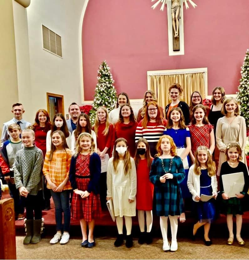 Youth Choir Christmas 2021.jpg