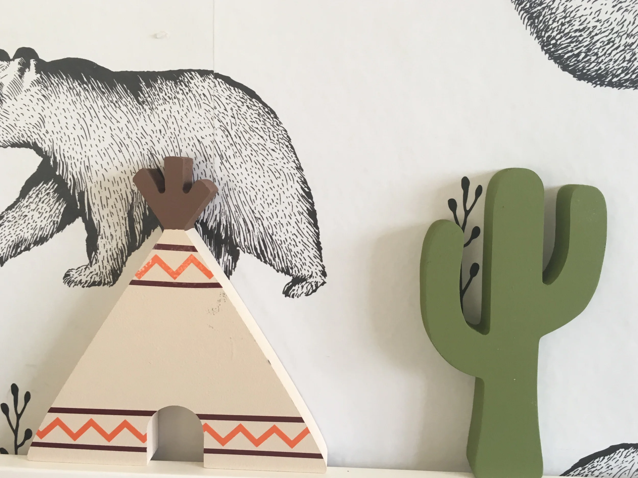 I’m obsessing over these beautiful carved wooden decoration which you can get here