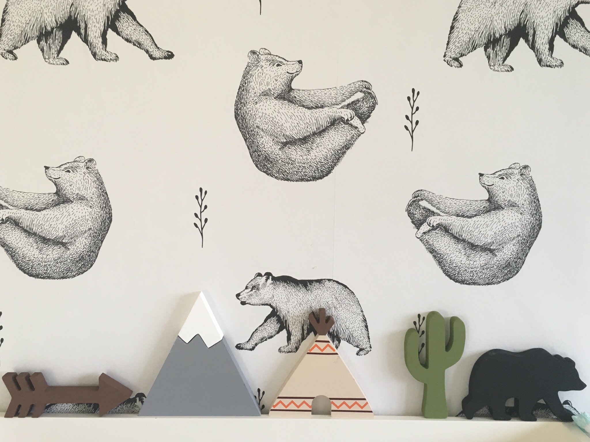 What adventure themed nursery would be compete without this gorgeous adventure nursery decor set? Not only do they look beautiful in a nursery but my little toddler loves playing with them too! .You can buy the full set (the arrow, mountain, teepee, cactus and bear!) from here https://etsy.me/2ZqqEpl